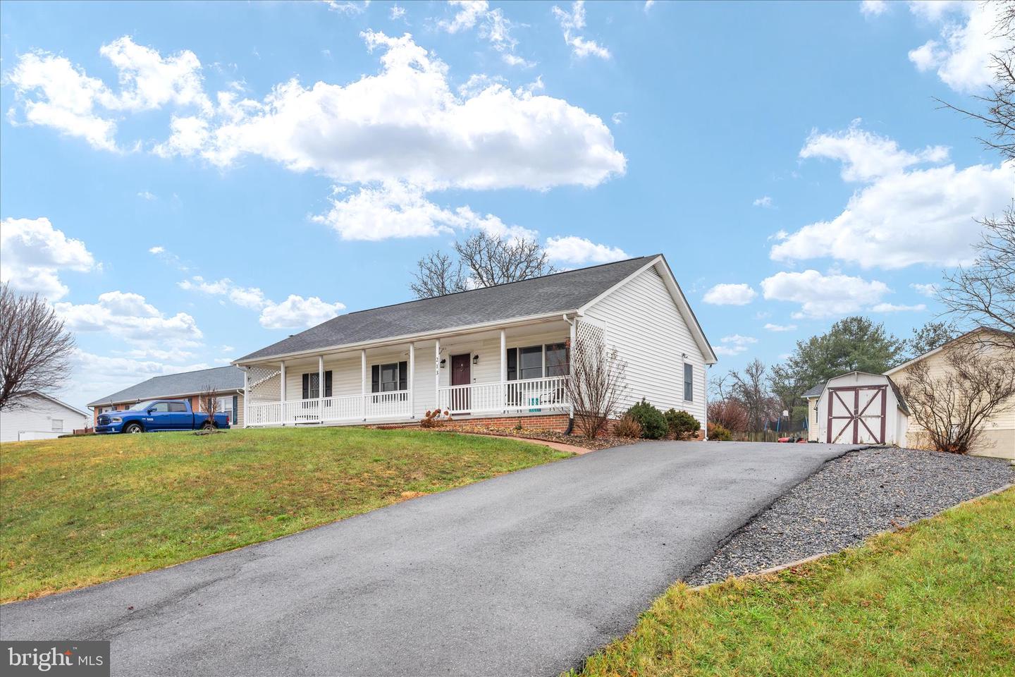 213 TANAGER DR, STEPHENS CITY, Virginia 22655, 3 Bedrooms Bedrooms, 7 Rooms Rooms,2 BathroomsBathrooms,Residential,For sale,213 TANAGER DR,VAFV2038310 MLS # VAFV2038310 213 TANAGER DR, STEPHENS CITY, Virginia 22655, 3 Bedrooms Bedrooms, 7 Rooms Rooms,2 BathroomsBathrooms,Residential,For sale,213 TANAGER DR,VAFV2038310 MLS # VAFV2038310