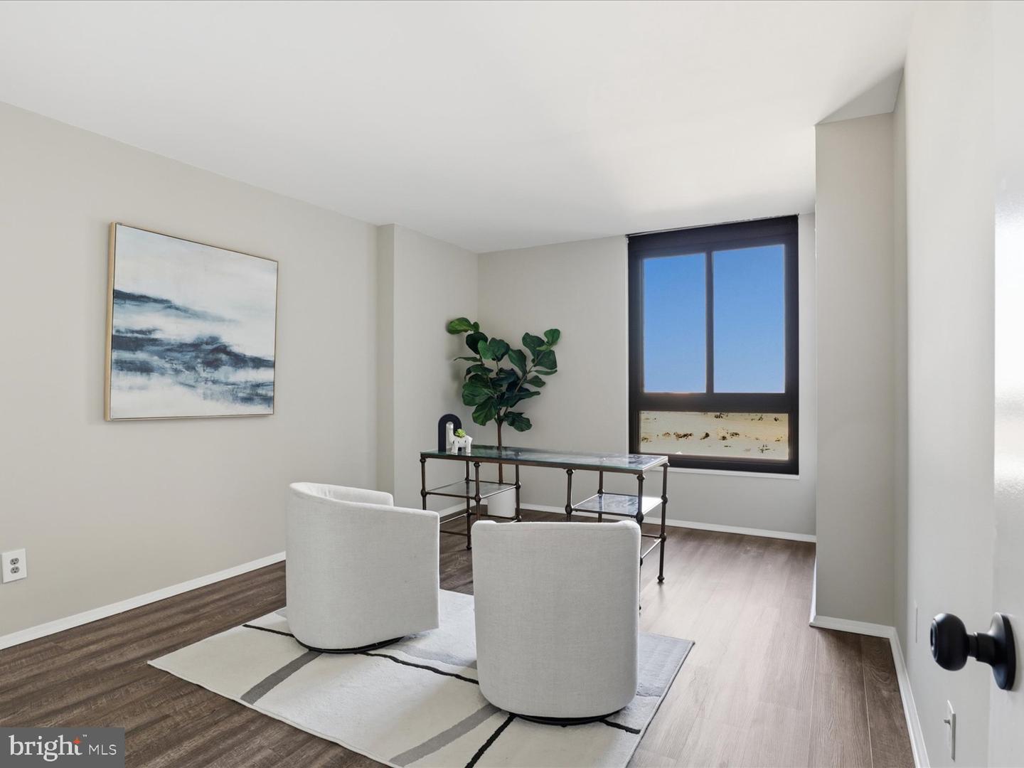 1800 OLD MEADOW RD #1017, MCLEAN, Virginia 22102, 2 Bedrooms Bedrooms, ,2 BathroomsBathrooms,Residential,For sale,1800 OLD MEADOW RD #1017,VAFX2280842 MLS # VAFX2280842