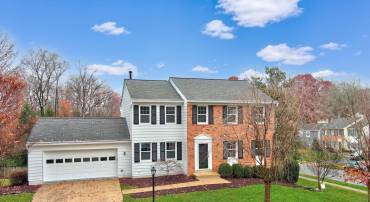 4903 KING DAVID BLVD, ANNANDALE, Virginia 22003, 4 Bedrooms Bedrooms, ,2 BathroomsBathrooms,Residential,For sale,4903 KING DAVID BLVD,VAFX2280888 MLS # VAFX2280888