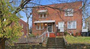 742 CONGRESS ST SE, WASHINGTON, District Of Columbia 20032, 3 Bedrooms Bedrooms, ,2 BathroomsBathrooms,Residential,For sale,742 CONGRESS ST SE,DCDC2233356 MLS # DCDC2233356