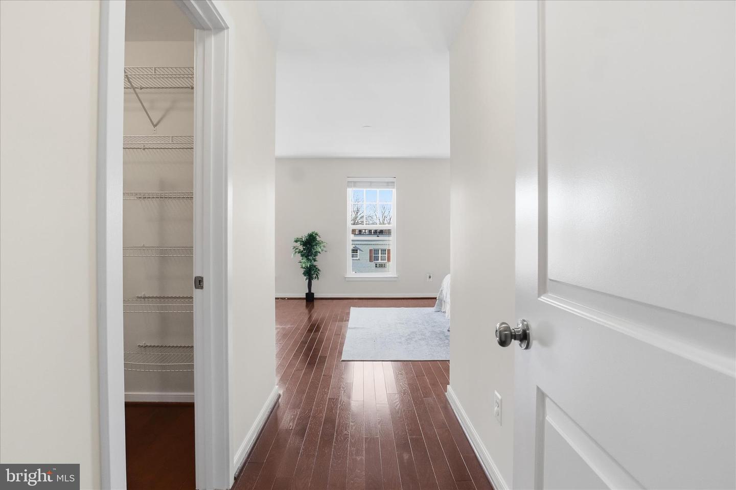 3941 OLD DOMINION BLVD, ALEXANDRIA, Virginia 22305, 3 Bedrooms Bedrooms, 6 Rooms Rooms,2 BathroomsBathrooms,Residential,For sale,3941 OLD DOMINION BLVD,VAAX2052130 MLS # VAAX2052130