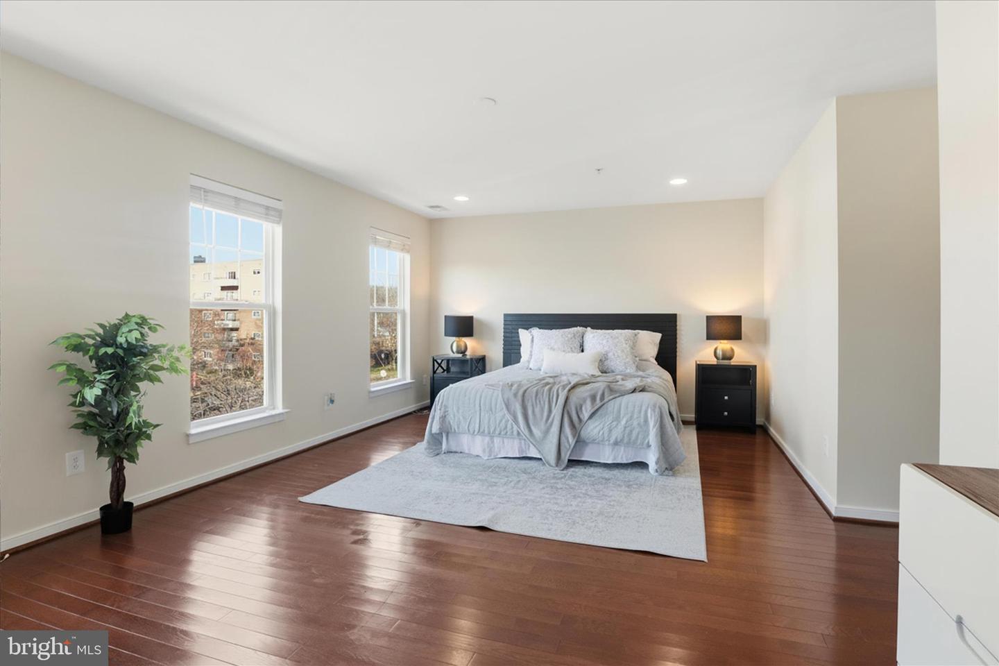 3941 OLD DOMINION BLVD, ALEXANDRIA, Virginia 22305, 3 Bedrooms Bedrooms, 6 Rooms Rooms,2 BathroomsBathrooms,Residential,For sale,3941 OLD DOMINION BLVD,VAAX2052130 MLS # VAAX2052130