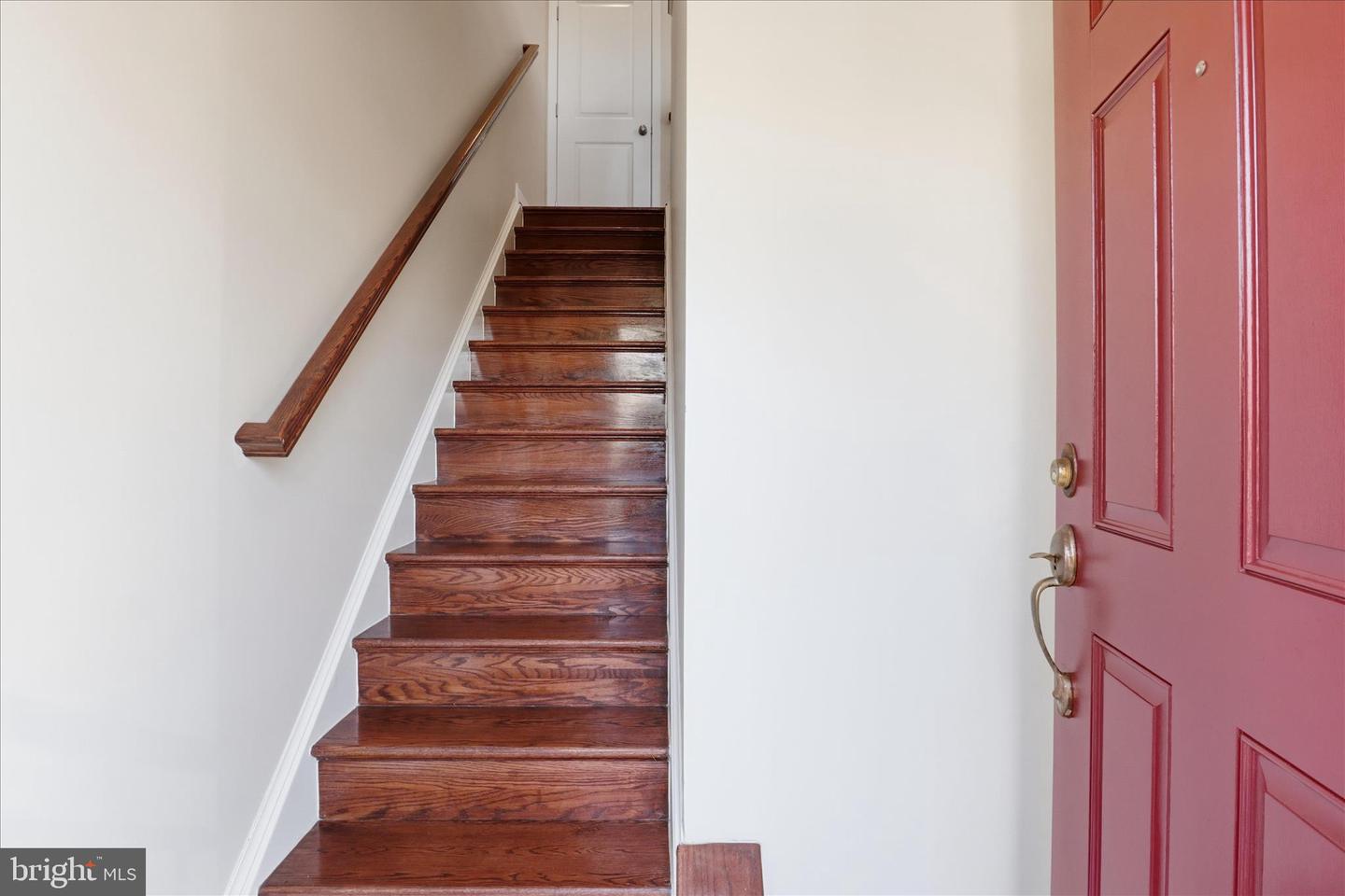 3941 OLD DOMINION BLVD, ALEXANDRIA, Virginia 22305, 3 Bedrooms Bedrooms, 6 Rooms Rooms,2 BathroomsBathrooms,Residential,For sale,3941 OLD DOMINION BLVD,VAAX2052130 MLS # VAAX2052130