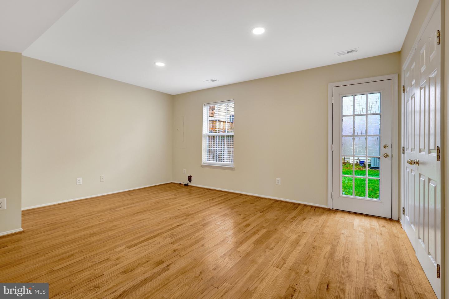 2509 JAMES MAURY DR, HERNDON, Virginia 20171, 3 Bedrooms Bedrooms, ,2 BathroomsBathrooms,Residential,For sale,2509 JAMES MAURY DR,VAFX2281028 MLS # VAFX2281028 2509 JAMES MAURY DR, HERNDON, Virginia 20171, 3 Bedrooms Bedrooms, ,2 BathroomsBathrooms,Residential,For sale,2509 JAMES MAURY DR,VAFX2281028 MLS # VAFX2281028