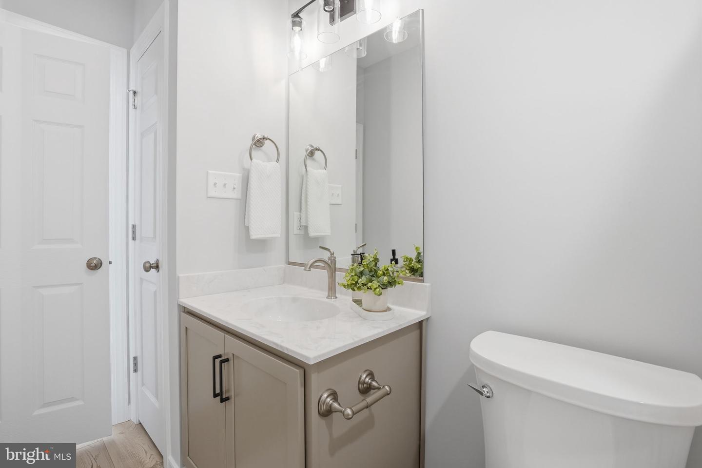 475 FREDERICKS HALL RD, BUMPASS, Virginia 23024, 2 Bedrooms Bedrooms, 8 Rooms Rooms,2 BathroomsBathrooms,Residential,For sale,475 FREDERICKS HALL RD,VALA2008976 MLS # VALA2008976 475 FREDERICKS HALL RD, BUMPASS, Virginia 23024, 2 Bedrooms Bedrooms, 8 Rooms Rooms,2 BathroomsBathrooms,Residential,For sale,475 FREDERICKS HALL RD,VALA2008976 MLS # VALA2008976