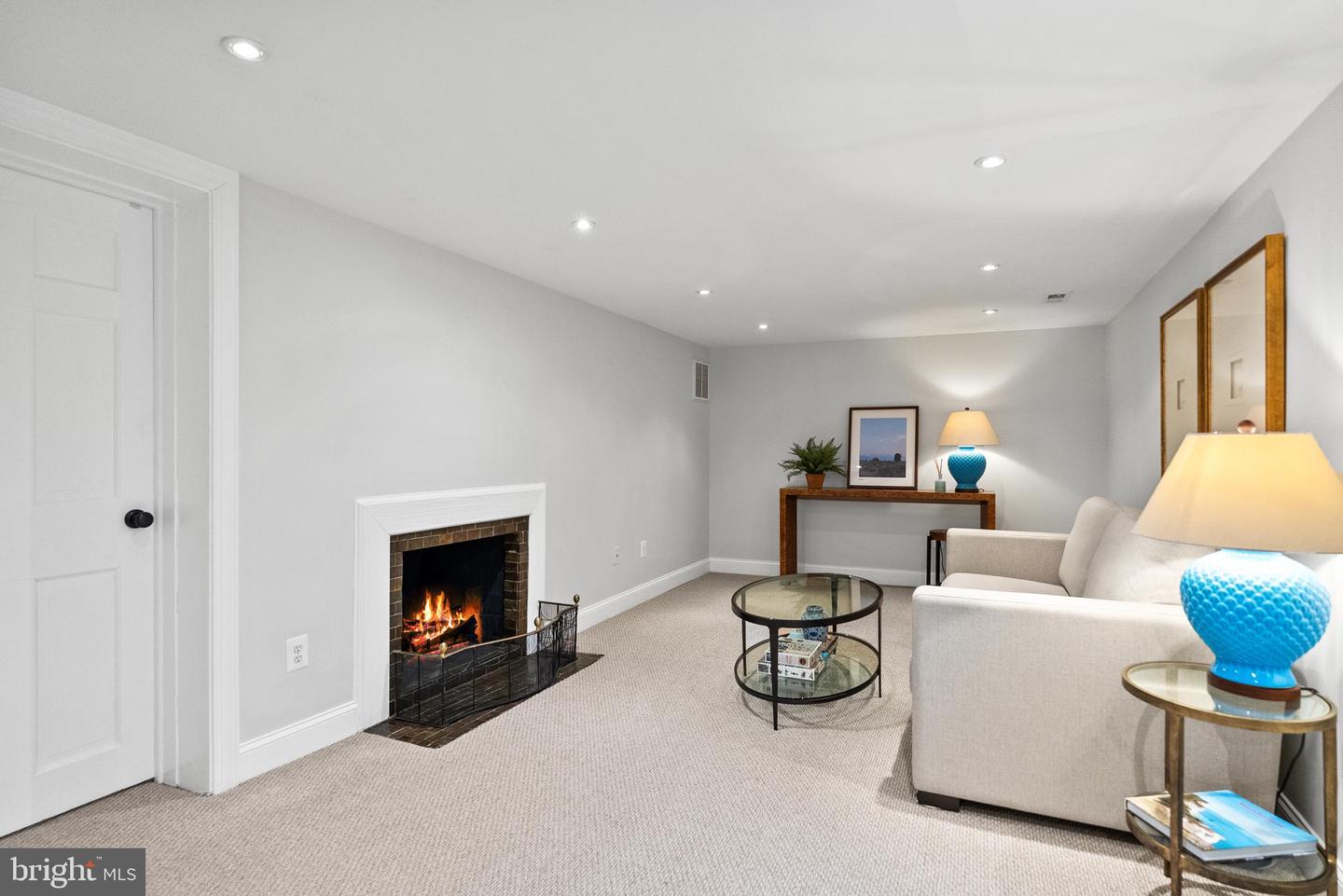 6032 FORT HUNT RD, ALEXANDRIA, Virginia 22307, 3 Bedrooms Bedrooms, ,2 BathroomsBathrooms,Residential,For sale,6032 FORT HUNT RD,VAFX2281044 MLS # VAFX2281044 6032 FORT HUNT RD, ALEXANDRIA, Virginia 22307, 3 Bedrooms Bedrooms, ,2 BathroomsBathrooms,Residential,For sale,6032 FORT HUNT RD,VAFX2281044 MLS # VAFX2281044