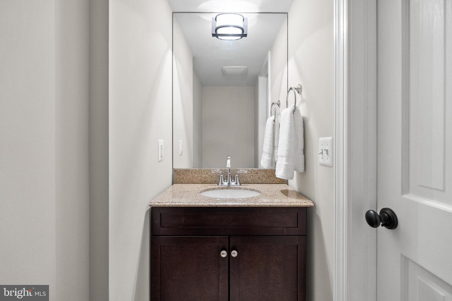 6032 FORT HUNT RD, ALEXANDRIA, Virginia 22307, 3 Bedrooms Bedrooms, ,2 BathroomsBathrooms,Residential,For sale,6032 FORT HUNT RD,VAFX2281044 MLS # VAFX2281044 6032 FORT HUNT RD, ALEXANDRIA, Virginia 22307, 3 Bedrooms Bedrooms, ,2 BathroomsBathrooms,Residential,For sale,6032 FORT HUNT RD,VAFX2281044 MLS # VAFX2281044