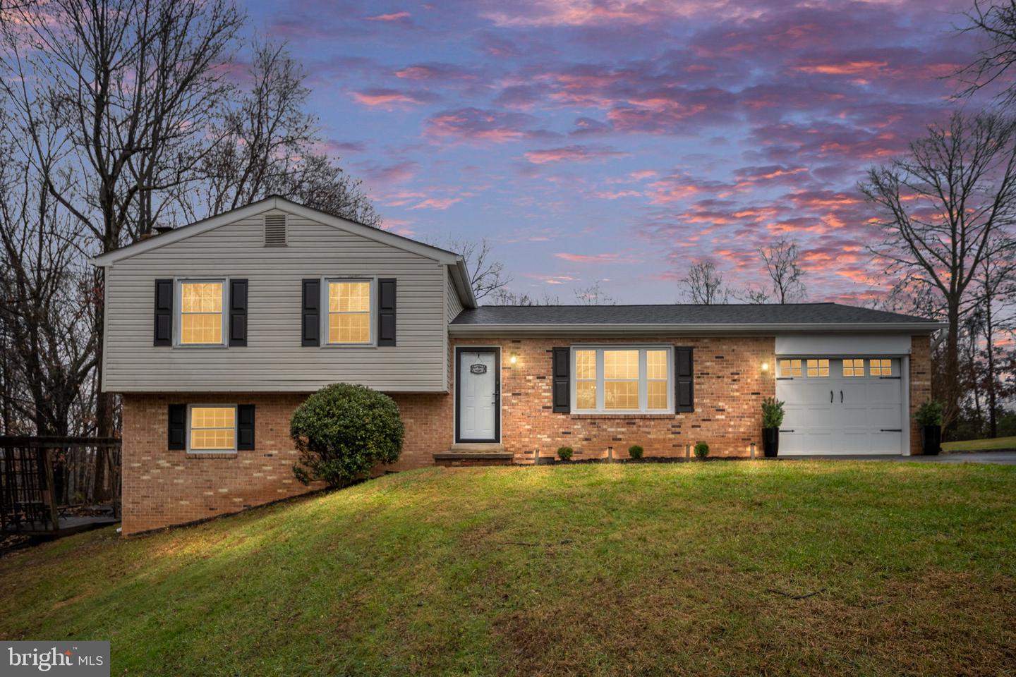6765 SETTLERS RIDGE RD, WARRENTON, Virginia 20187, 3 Bedrooms Bedrooms, ,2 BathroomsBathrooms,Residential,For sale,6765 SETTLERS RIDGE RD,VAFQ2019802 MLS # VAFQ2019802