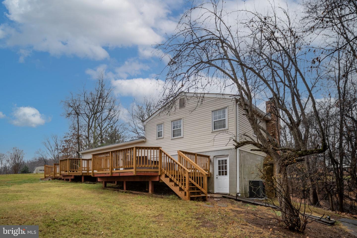 6765 SETTLERS RIDGE RD, WARRENTON, Virginia 20187, 3 Bedrooms Bedrooms, ,2 BathroomsBathrooms,Residential,For sale,6765 SETTLERS RIDGE RD,VAFQ2019802 MLS # VAFQ2019802