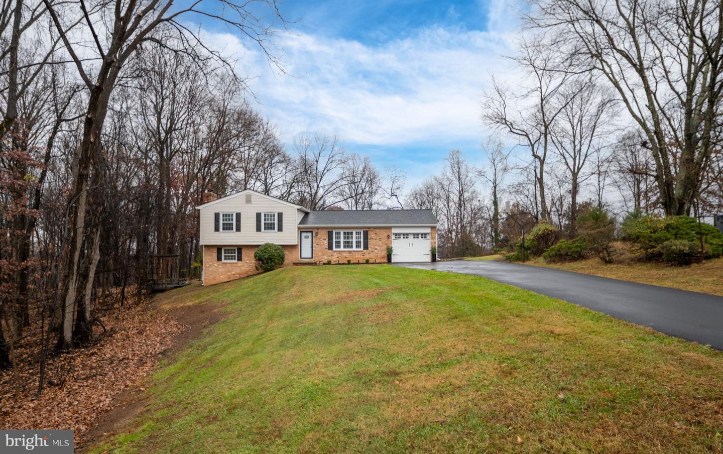 6765 SETTLERS RIDGE RD, WARRENTON, Virginia 20187, 3 Bedrooms Bedrooms, ,2 BathroomsBathrooms,Residential,For sale,6765 SETTLERS RIDGE RD,VAFQ2019802 MLS # VAFQ2019802