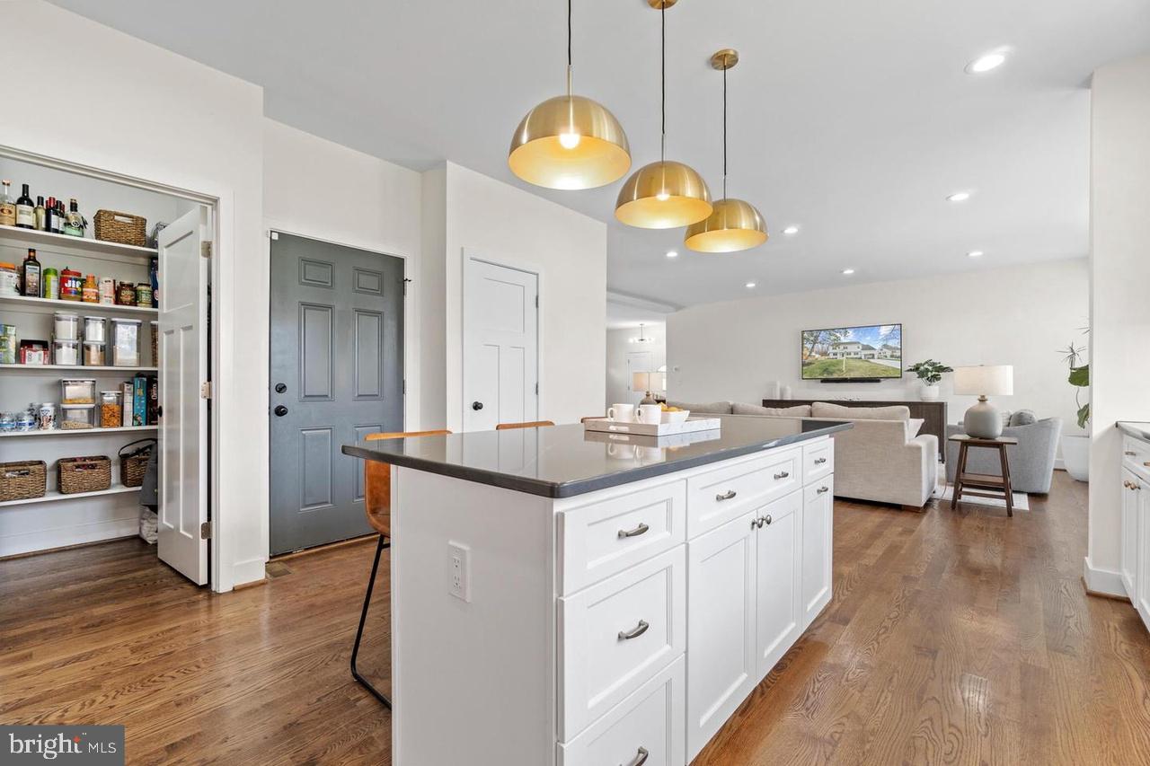 4222 LAMARRE DR, FAIRFAX, Virginia 22030, 4 Bedrooms Bedrooms, ,4 BathroomsBathrooms,Residential,For sale,4222 LAMARRE DR,VAFX2281240 MLS # VAFX2281240