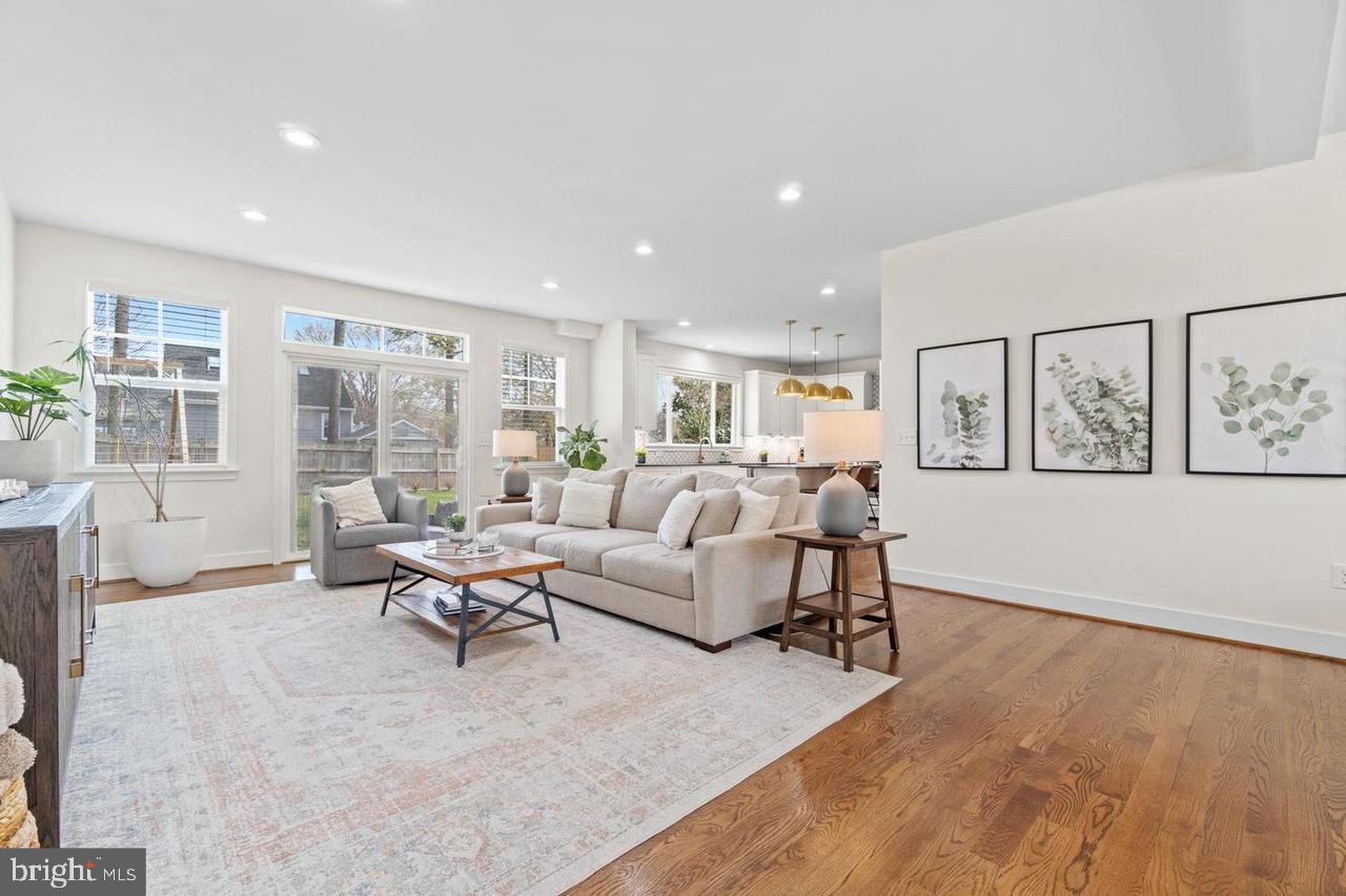 4222 LAMARRE DR, FAIRFAX, Virginia 22030, 4 Bedrooms Bedrooms, ,4 BathroomsBathrooms,Residential,For sale,4222 LAMARRE DR,VAFX2281240 MLS # VAFX2281240