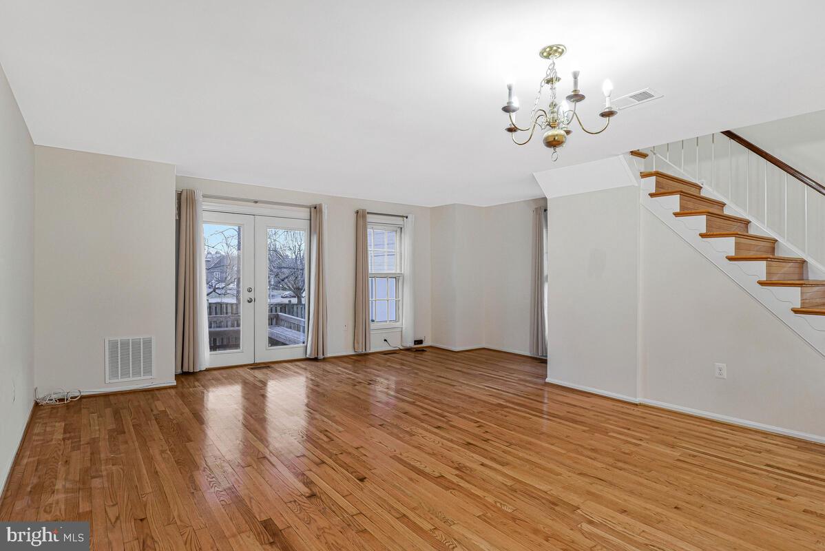 7865 PARTHIAN CT, SPRINGFIELD, Virginia 22153, 3 Bedrooms Bedrooms, ,2 BathroomsBathrooms,Residential,For sale,7865 PARTHIAN CT,VAFX2281252 MLS # VAFX2281252