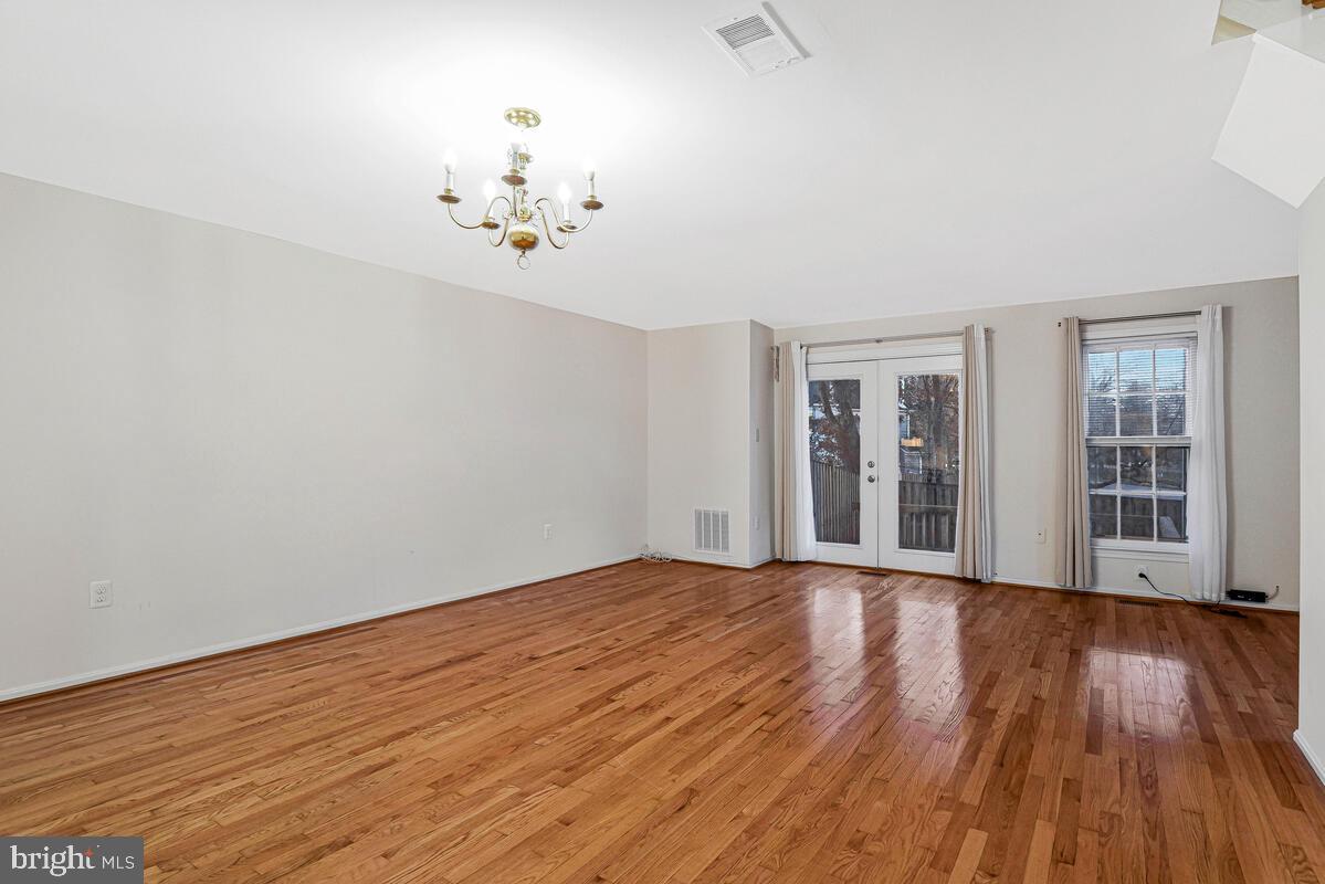 7865 PARTHIAN CT, SPRINGFIELD, Virginia 22153, 3 Bedrooms Bedrooms, ,2 BathroomsBathrooms,Residential,For sale,7865 PARTHIAN CT,VAFX2281252 MLS # VAFX2281252