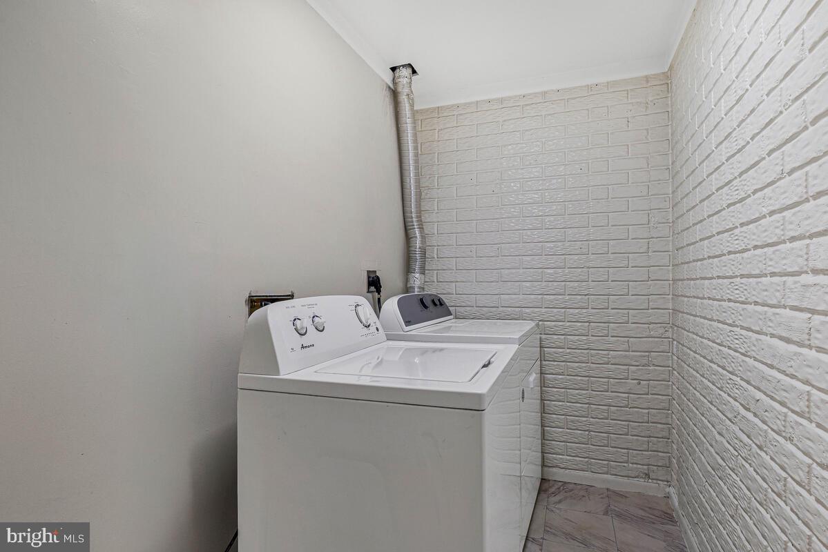 7865 PARTHIAN CT, SPRINGFIELD, Virginia 22153, 3 Bedrooms Bedrooms, ,2 BathroomsBathrooms,Residential,For sale,7865 PARTHIAN CT,VAFX2281252 MLS # VAFX2281252