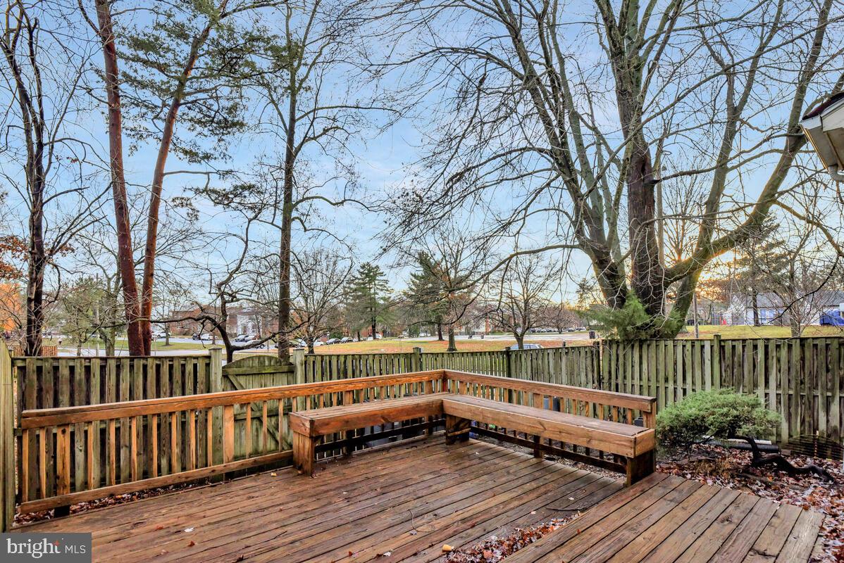 7865 PARTHIAN CT, SPRINGFIELD, Virginia 22153, 3 Bedrooms Bedrooms, ,2 BathroomsBathrooms,Residential,For sale,7865 PARTHIAN CT,VAFX2281252 MLS # VAFX2281252