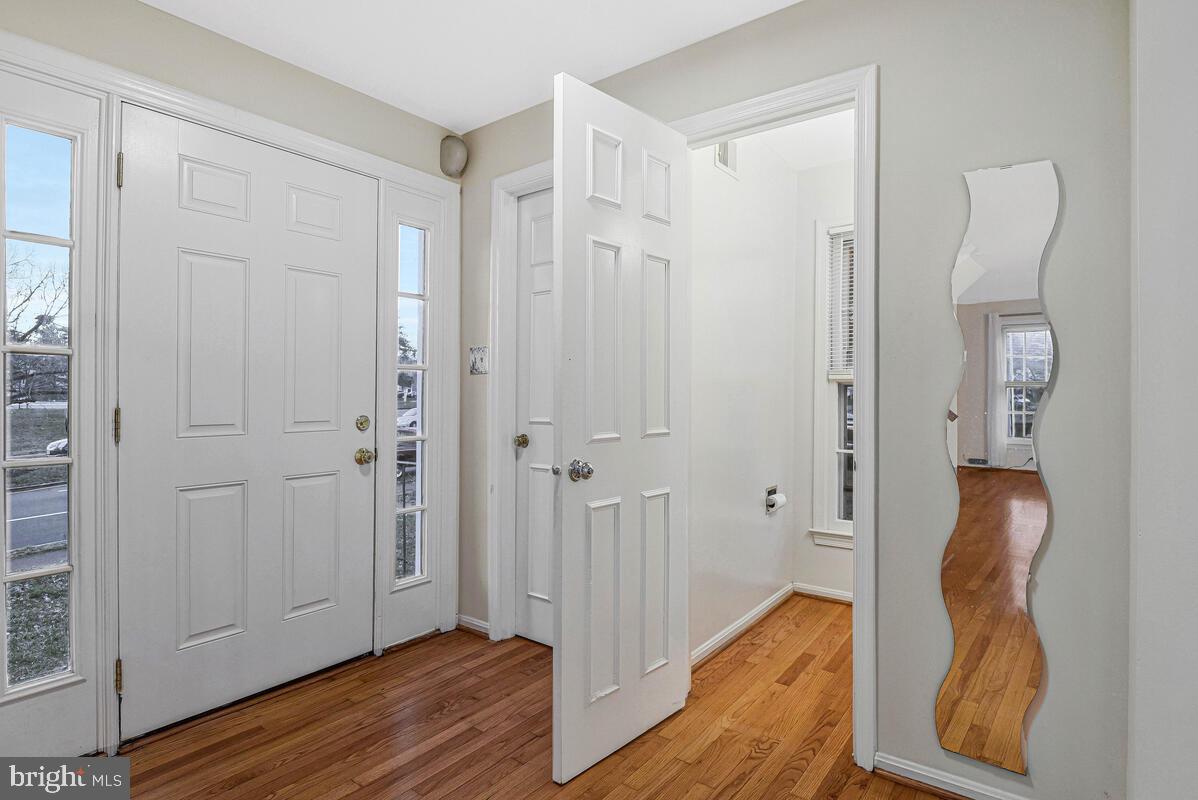 7865 PARTHIAN CT, SPRINGFIELD, Virginia 22153, 3 Bedrooms Bedrooms, ,2 BathroomsBathrooms,Residential,For sale,7865 PARTHIAN CT,VAFX2281252 MLS # VAFX2281252