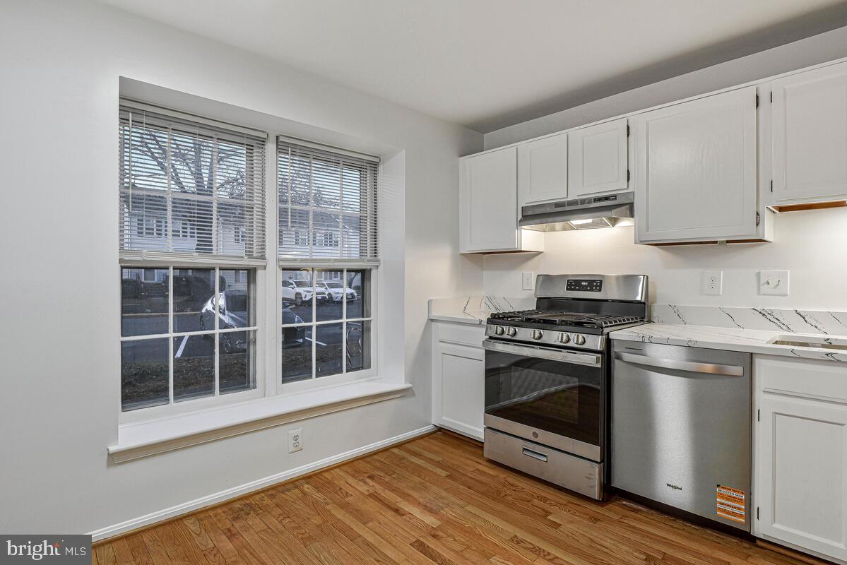 7865 PARTHIAN CT, SPRINGFIELD, Virginia 22153, 3 Bedrooms Bedrooms, ,2 BathroomsBathrooms,Residential,For sale,7865 PARTHIAN CT,VAFX2281252 MLS # VAFX2281252