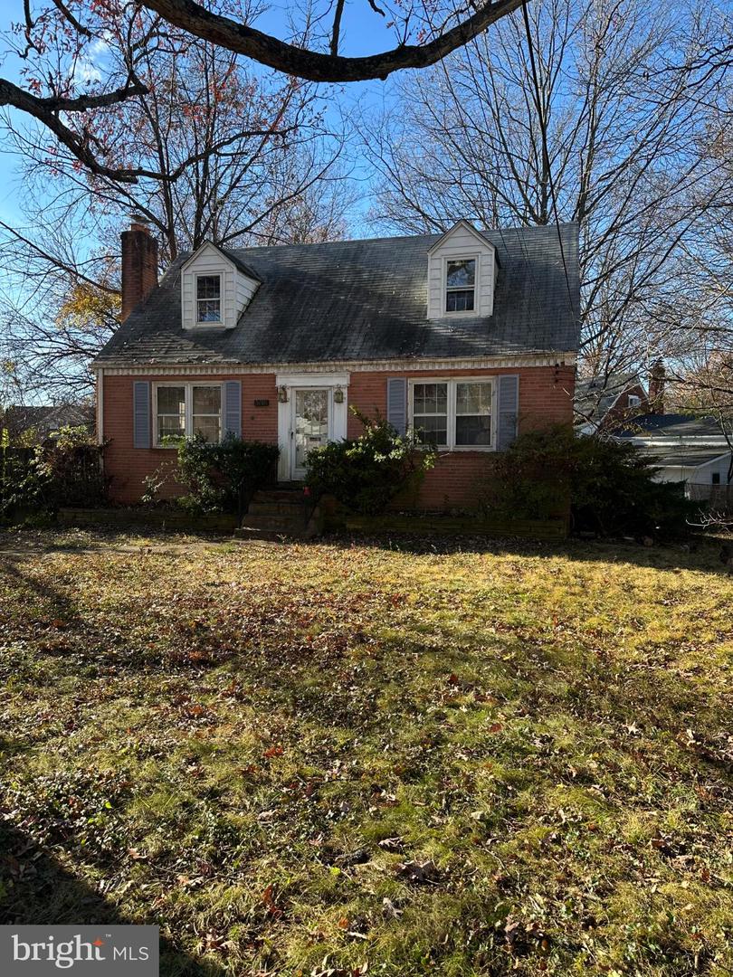 3010 ROGERS DR, FALLS CHURCH, Virginia 22042, 3 Bedrooms Bedrooms, 4 Rooms Rooms,1 BathroomBathrooms,Residential,For sale,3010 ROGERS DR,VAFX2281268 MLS # VAFX2281268