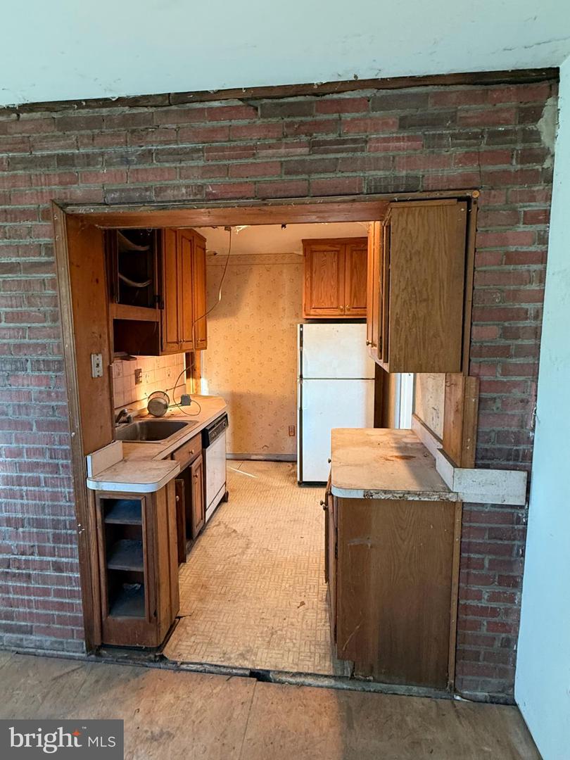 3010 ROGERS DR, FALLS CHURCH, Virginia 22042, 3 Bedrooms Bedrooms, 4 Rooms Rooms,1 BathroomBathrooms,Residential,For sale,3010 ROGERS DR,VAFX2281268 MLS # VAFX2281268 3010 ROGERS DR, FALLS CHURCH, Virginia 22042, 3 Bedrooms Bedrooms, 4 Rooms Rooms,1 BathroomBathrooms,Residential,For sale,3010 ROGERS DR,VAFX2281268 MLS # VAFX2281268