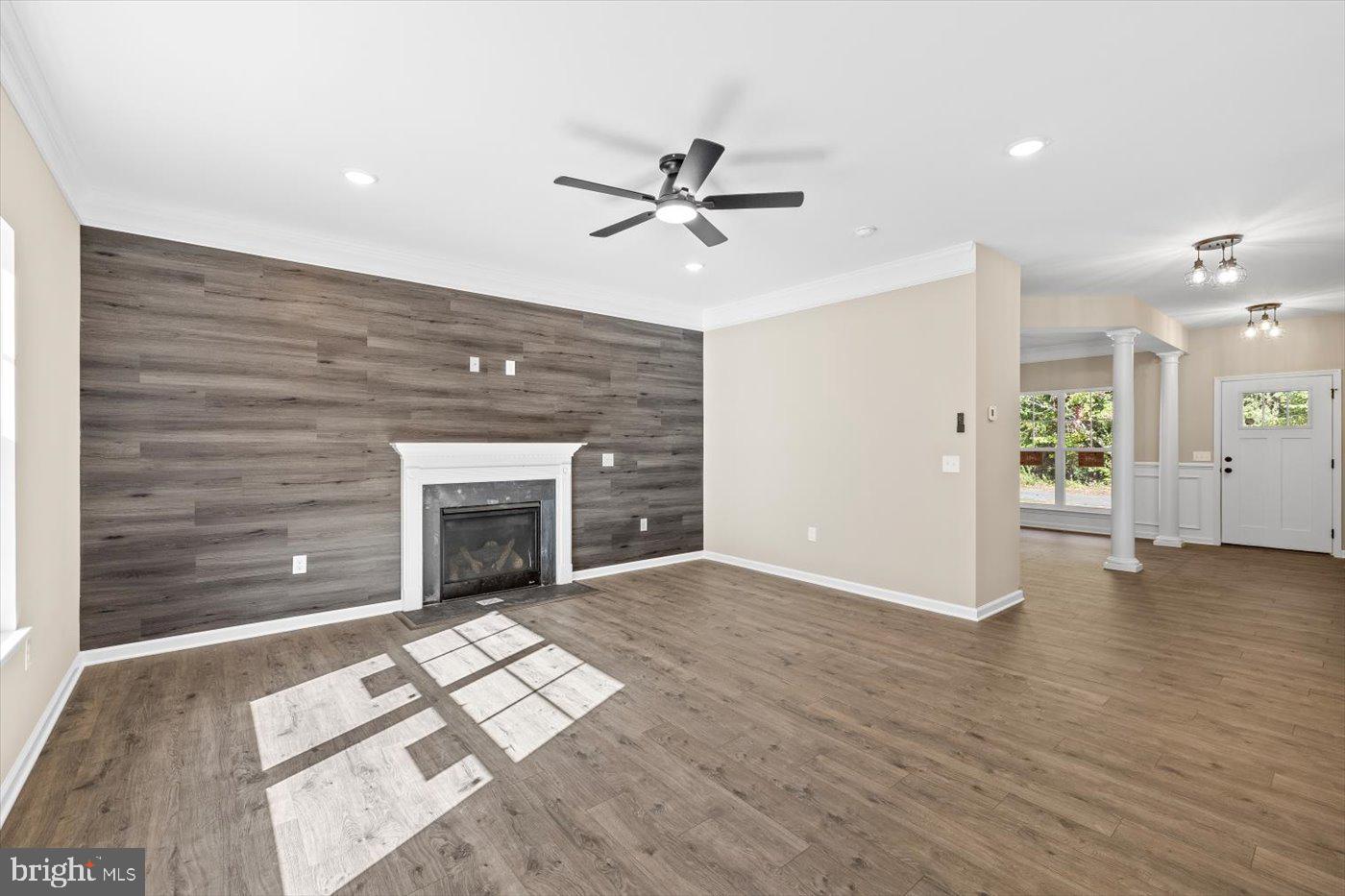 10904 THIEL CT, SPOTSYLVANIA, Virginia 22551, 4 Bedrooms Bedrooms, ,2 BathroomsBathrooms,Residential,For sale,10904 THIEL CT,VASP2037934 MLS # VASP2037934