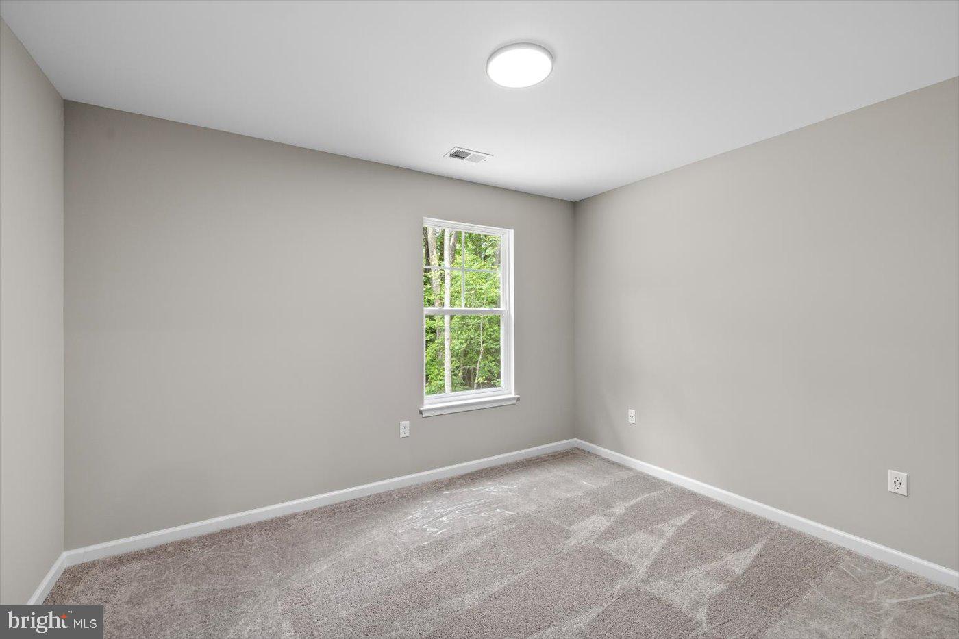 10904 THIEL CT, SPOTSYLVANIA, Virginia 22551, 4 Bedrooms Bedrooms, ,2 BathroomsBathrooms,Residential,For sale,10904 THIEL CT,VASP2037934 MLS # VASP2037934