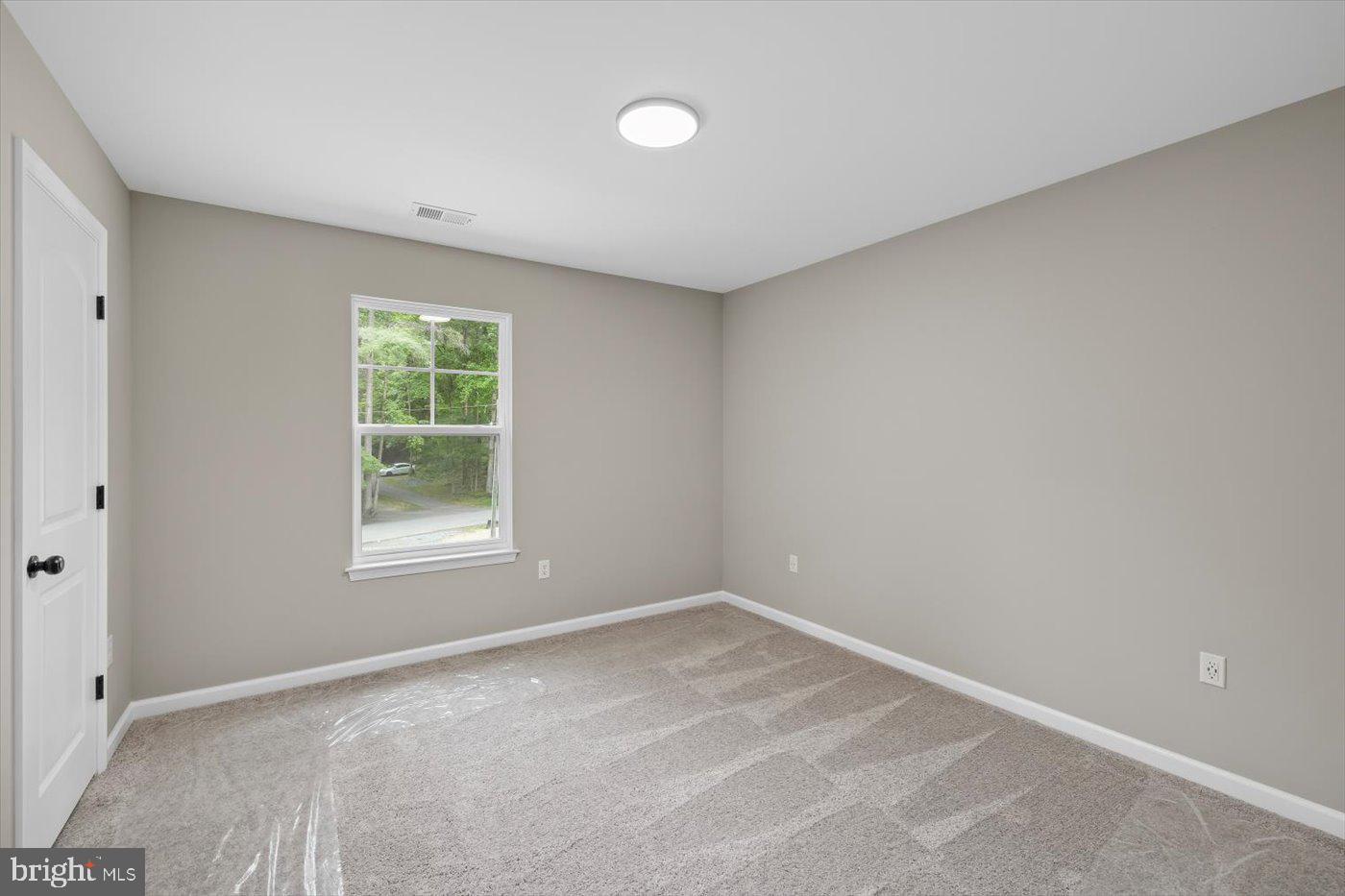 10904 THIEL CT, SPOTSYLVANIA, Virginia 22551, 4 Bedrooms Bedrooms, ,2 BathroomsBathrooms,Residential,For sale,10904 THIEL CT,VASP2037934 MLS # VASP2037934