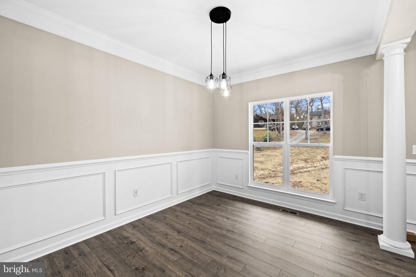 10912 THIEL CT, SPOTSYLVANIA, Virginia 22551, 4 Bedrooms Bedrooms, ,2 BathroomsBathrooms,Residential,For sale,10912 THIEL CT,VASP2037938 MLS # VASP2037938