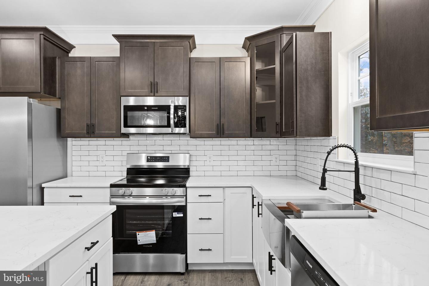 10912 THIEL CT, SPOTSYLVANIA, Virginia 22551, 4 Bedrooms Bedrooms, ,2 BathroomsBathrooms,Residential,For sale,10912 THIEL CT,VASP2037938 MLS # VASP2037938