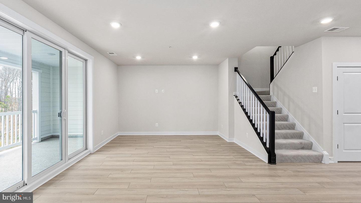 20829 CLOONGEE TER, DULLES, Virginia 20166, 3 Bedrooms Bedrooms, ,2 BathroomsBathrooms,Residential,For sale,20829 CLOONGEE TER,VALO2111888 MLS # VALO2111888