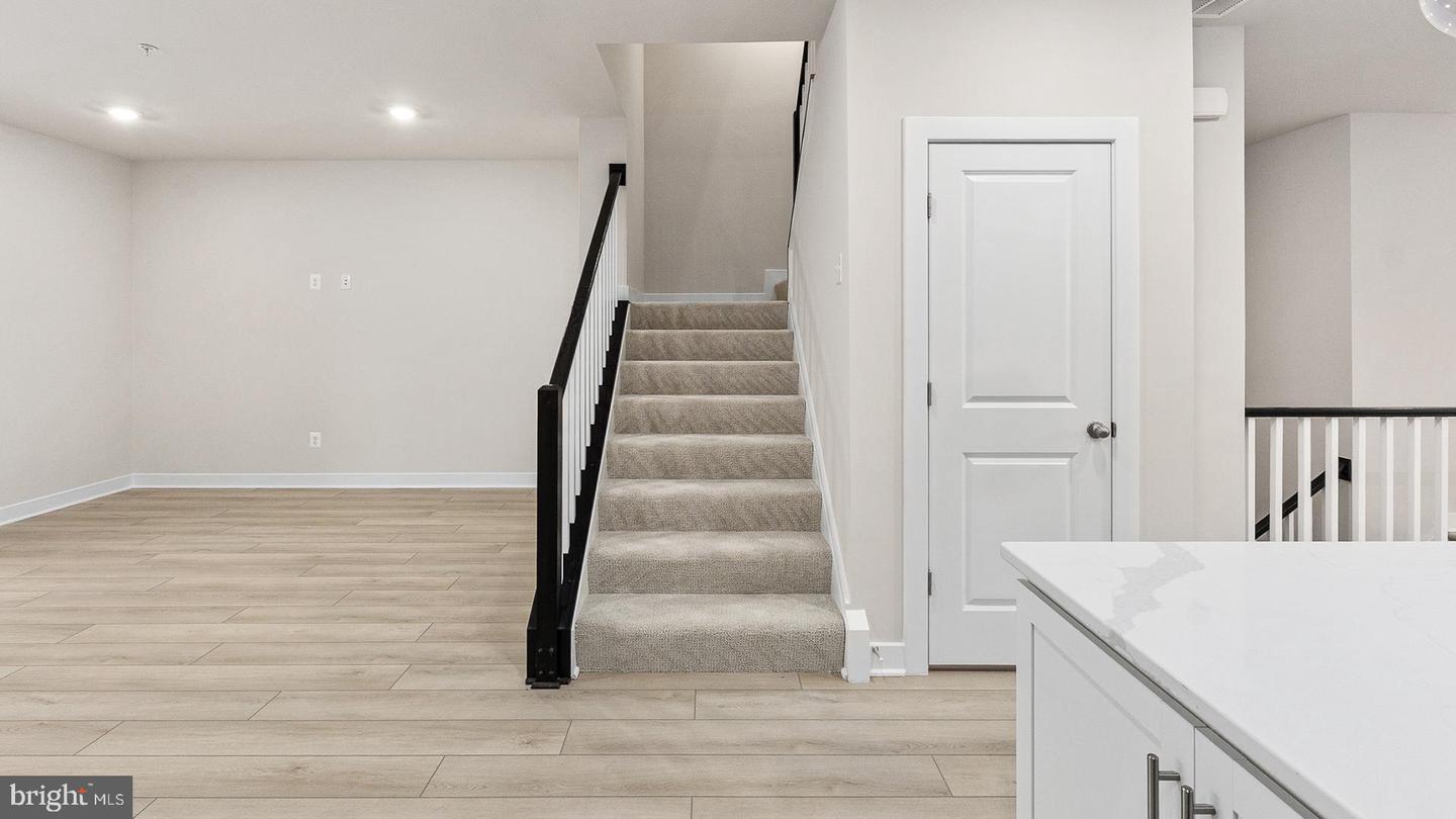 20829 CLOONGEE TER, DULLES, Virginia 20166, 3 Bedrooms Bedrooms, ,2 BathroomsBathrooms,Residential,For sale,20829 CLOONGEE TER,VALO2111888 MLS # VALO2111888