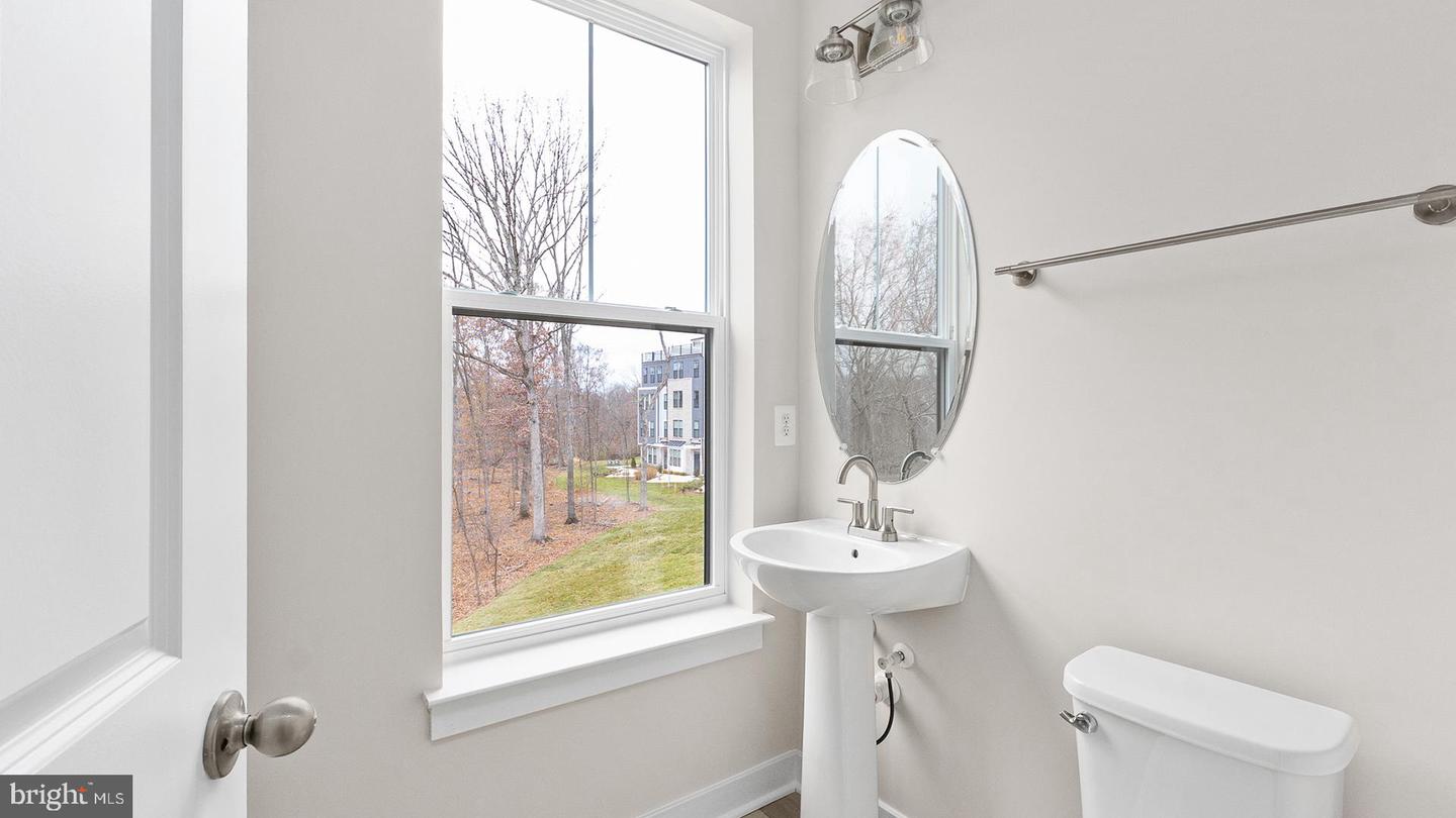 20829 CLOONGEE TER, DULLES, Virginia 20166, 3 Bedrooms Bedrooms, ,2 BathroomsBathrooms,Residential,For sale,20829 CLOONGEE TER,VALO2111888 MLS # VALO2111888