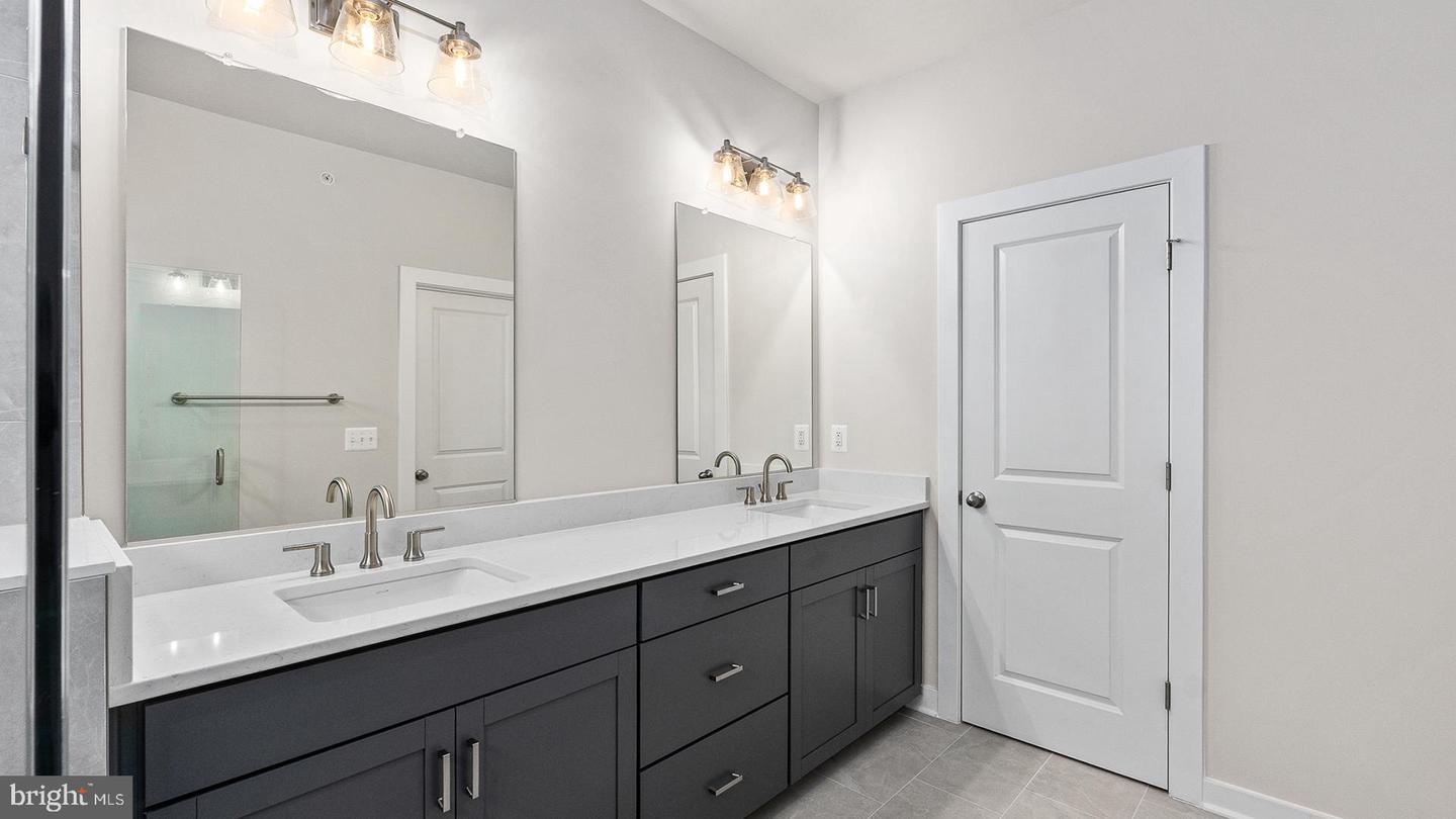 20829 CLOONGEE TER, DULLES, Virginia 20166, 3 Bedrooms Bedrooms, ,2 BathroomsBathrooms,Residential,For sale,20829 CLOONGEE TER,VALO2111888 MLS # VALO2111888