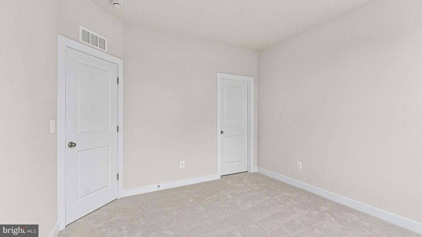 20829 CLOONGEE TER, DULLES, Virginia 20166, 3 Bedrooms Bedrooms, ,2 BathroomsBathrooms,Residential,For sale,20829 CLOONGEE TER,VALO2111888 MLS # VALO2111888