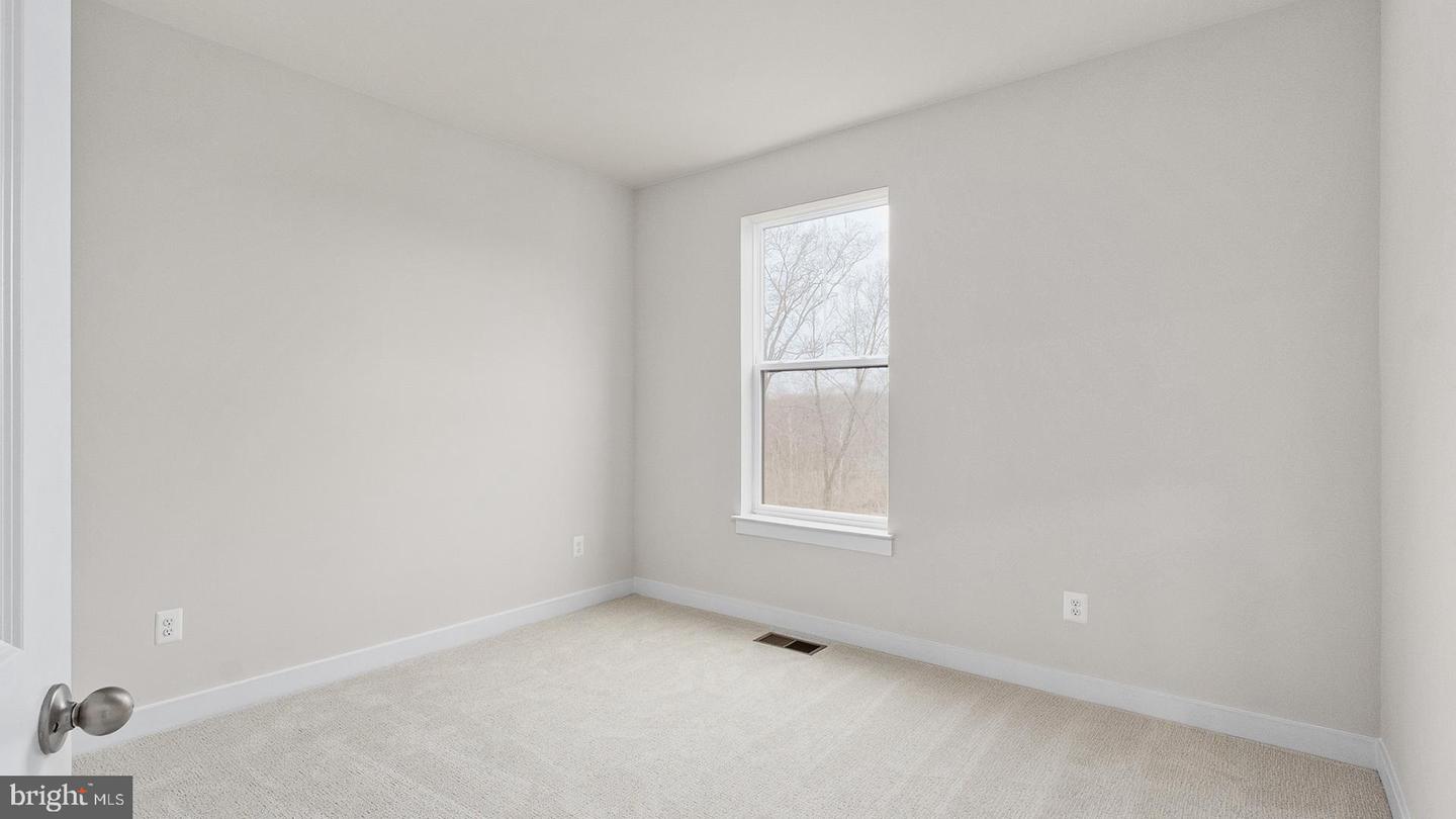 20829 CLOONGEE TER, DULLES, Virginia 20166, 3 Bedrooms Bedrooms, ,2 BathroomsBathrooms,Residential,For sale,20829 CLOONGEE TER,VALO2111888 MLS # VALO2111888