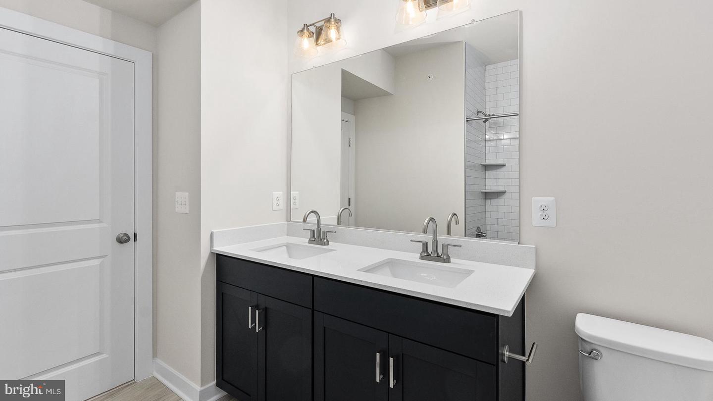 20829 CLOONGEE TER, DULLES, Virginia 20166, 3 Bedrooms Bedrooms, ,2 BathroomsBathrooms,Residential,For sale,20829 CLOONGEE TER,VALO2111888 MLS # VALO2111888