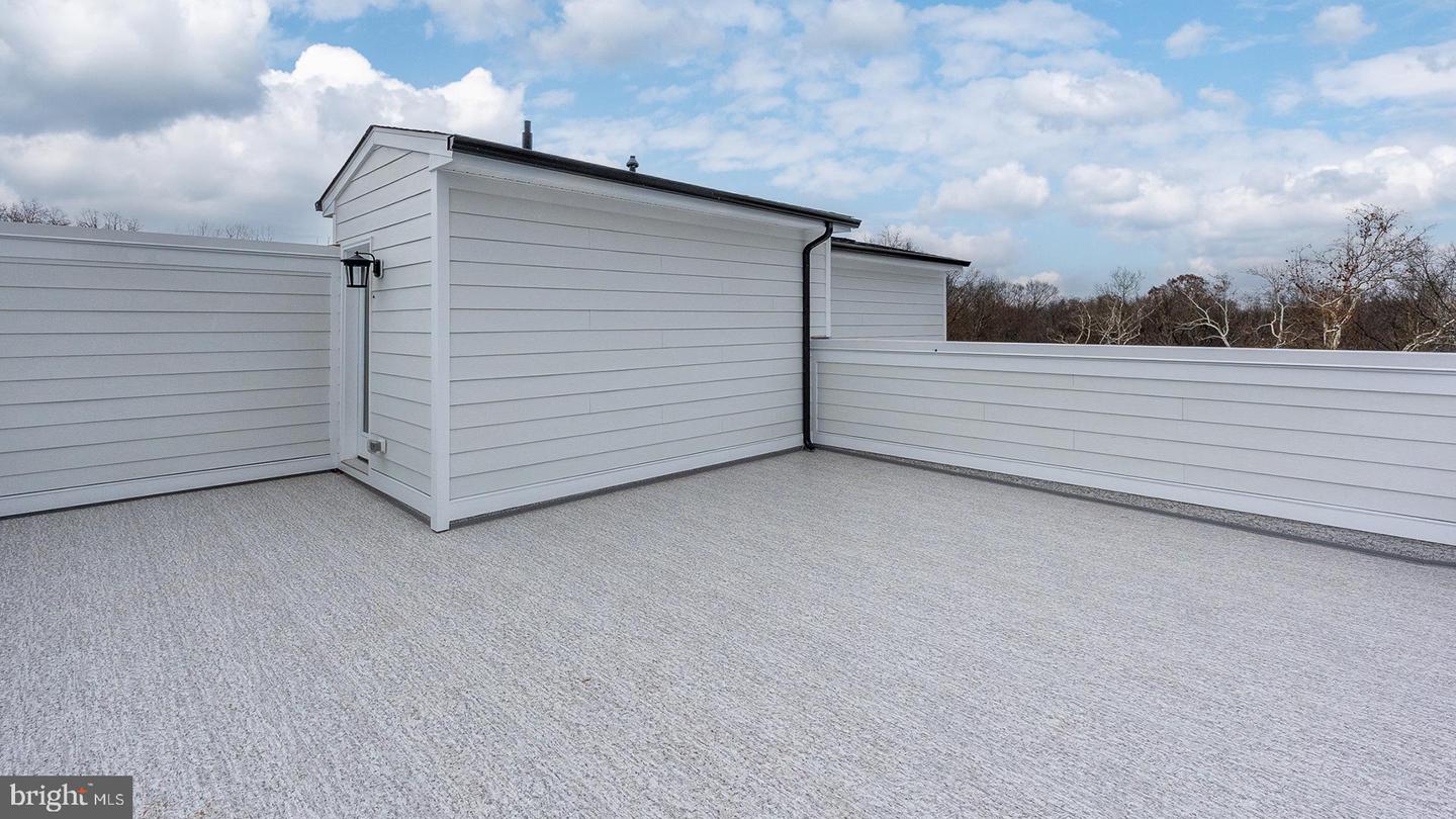 20829 CLOONGEE TER, DULLES, Virginia 20166, 3 Bedrooms Bedrooms, ,2 BathroomsBathrooms,Residential,For sale,20829 CLOONGEE TER,VALO2111888 MLS # VALO2111888