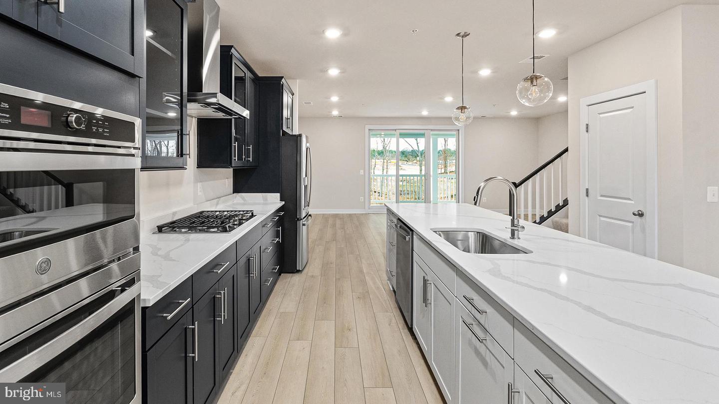 20829 CLOONGEE TER, DULLES, Virginia 20166, 3 Bedrooms Bedrooms, ,2 BathroomsBathrooms,Residential,For sale,20829 CLOONGEE TER,VALO2111888 MLS # VALO2111888