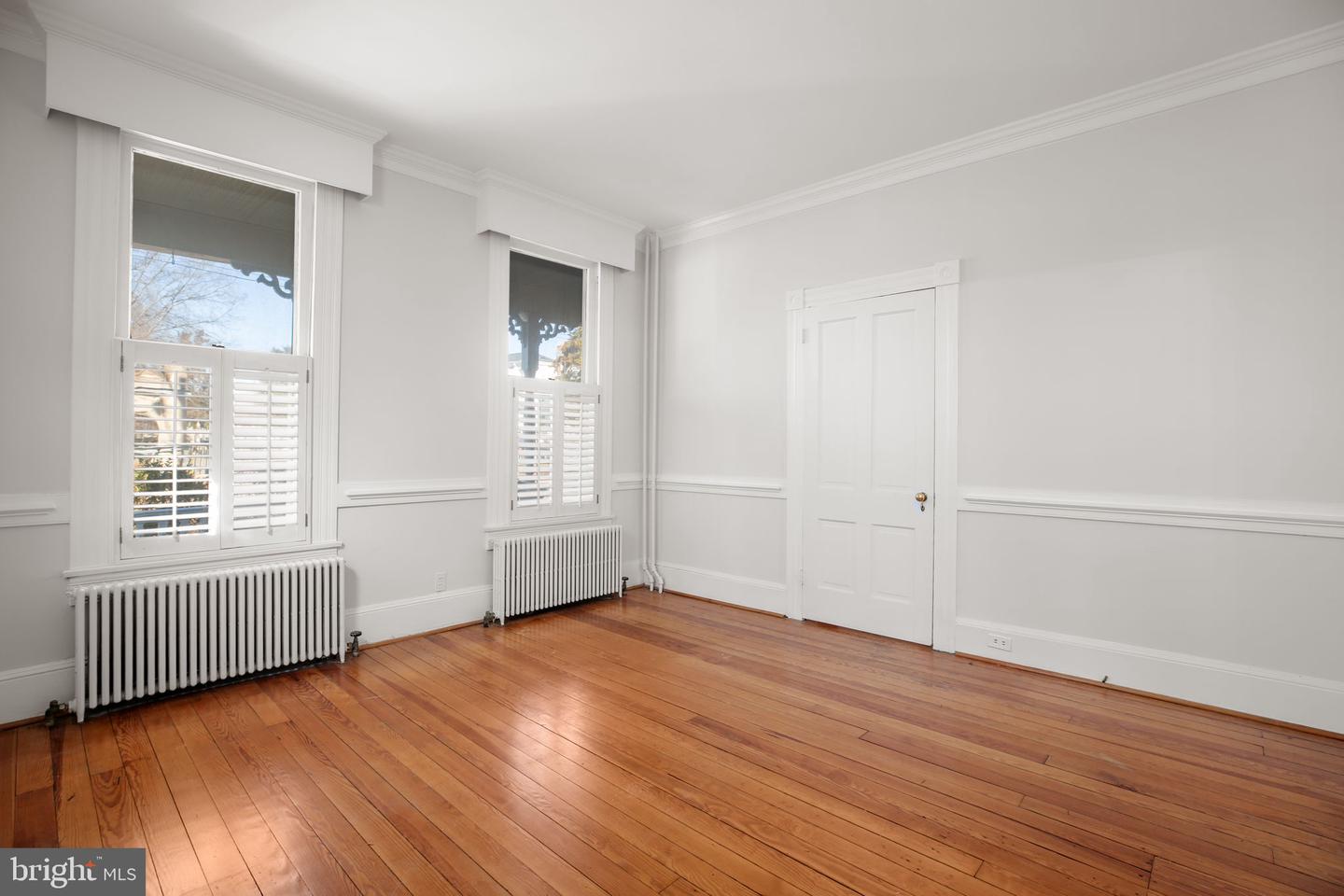 724 WILLIAM ST, FREDERICKSBURG, Virginia 22401, 4 Bedrooms Bedrooms, ,2 BathroomsBathrooms,Residential,For sale,724 WILLIAM ST,VAFB2009360 MLS # VAFB2009360