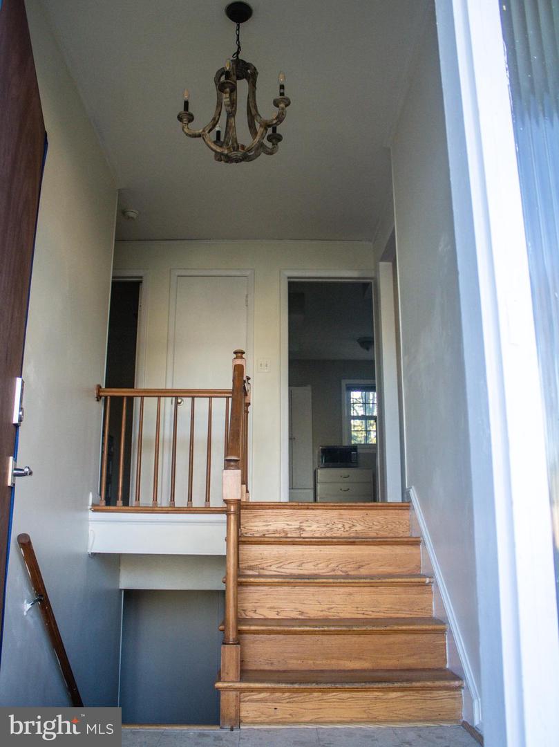 3314 DAUPHINE DR, FALLS CHURCH, Virginia 22042, 4 Bedrooms Bedrooms, ,3 BathroomsBathrooms,Residential,For sale,3314 DAUPHINE DR,VAFX2280968 MLS # VAFX2280968