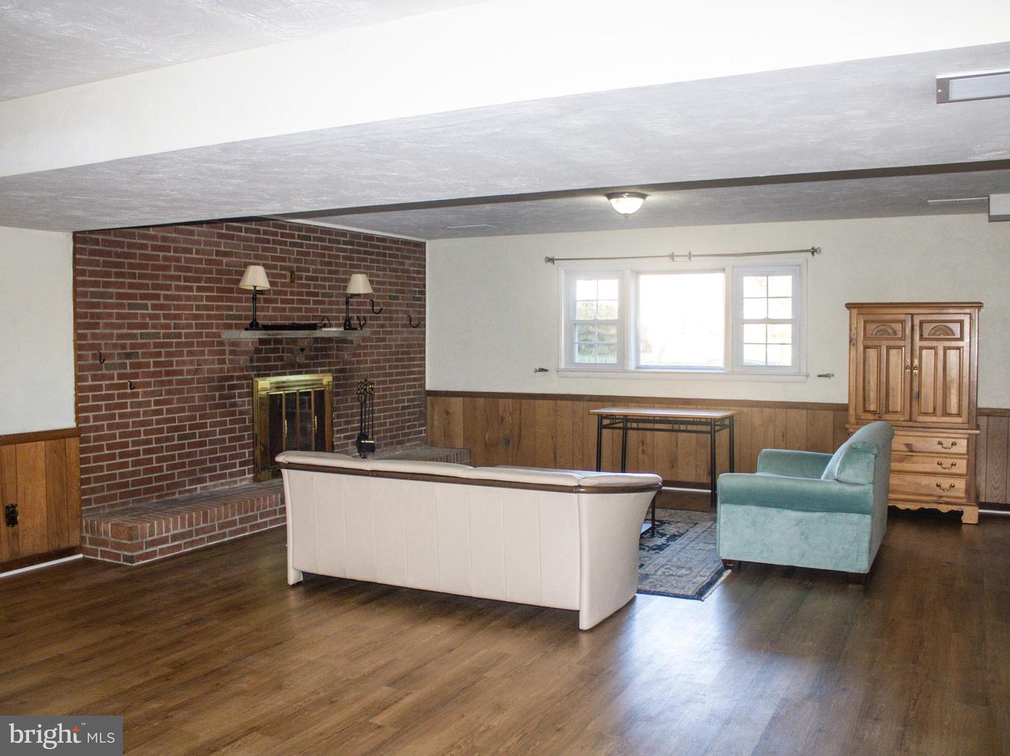 3314 DAUPHINE DR, FALLS CHURCH, Virginia 22042, 4 Bedrooms Bedrooms, ,3 BathroomsBathrooms,Residential,For sale,3314 DAUPHINE DR,VAFX2280968 MLS # VAFX2280968