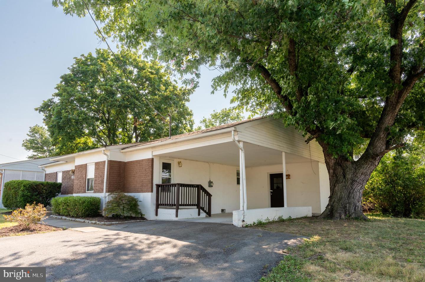 108 MARTIN DR, WINCHESTER, Virginia 22602, 2 Bedrooms Bedrooms, ,1 BathroomBathrooms,Residential,For sale,108 MARTIN DR,VAFV2038282 MLS # VAFV2038282