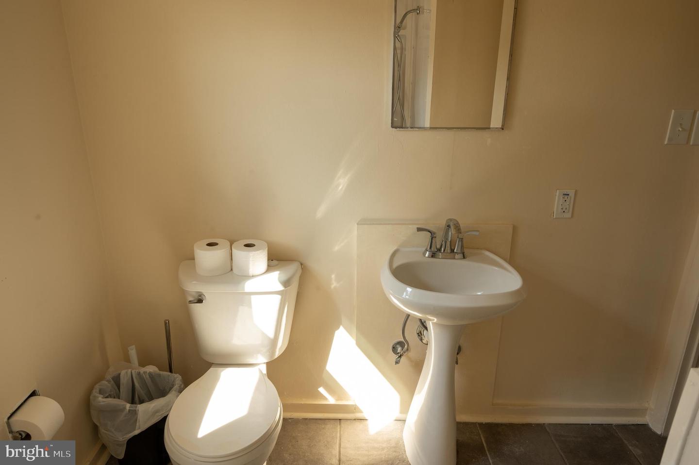 108 MARTIN DR, WINCHESTER, Virginia 22602, 2 Bedrooms Bedrooms, ,1 BathroomBathrooms,Residential,For sale,108 MARTIN DR,VAFV2038282 MLS # VAFV2038282