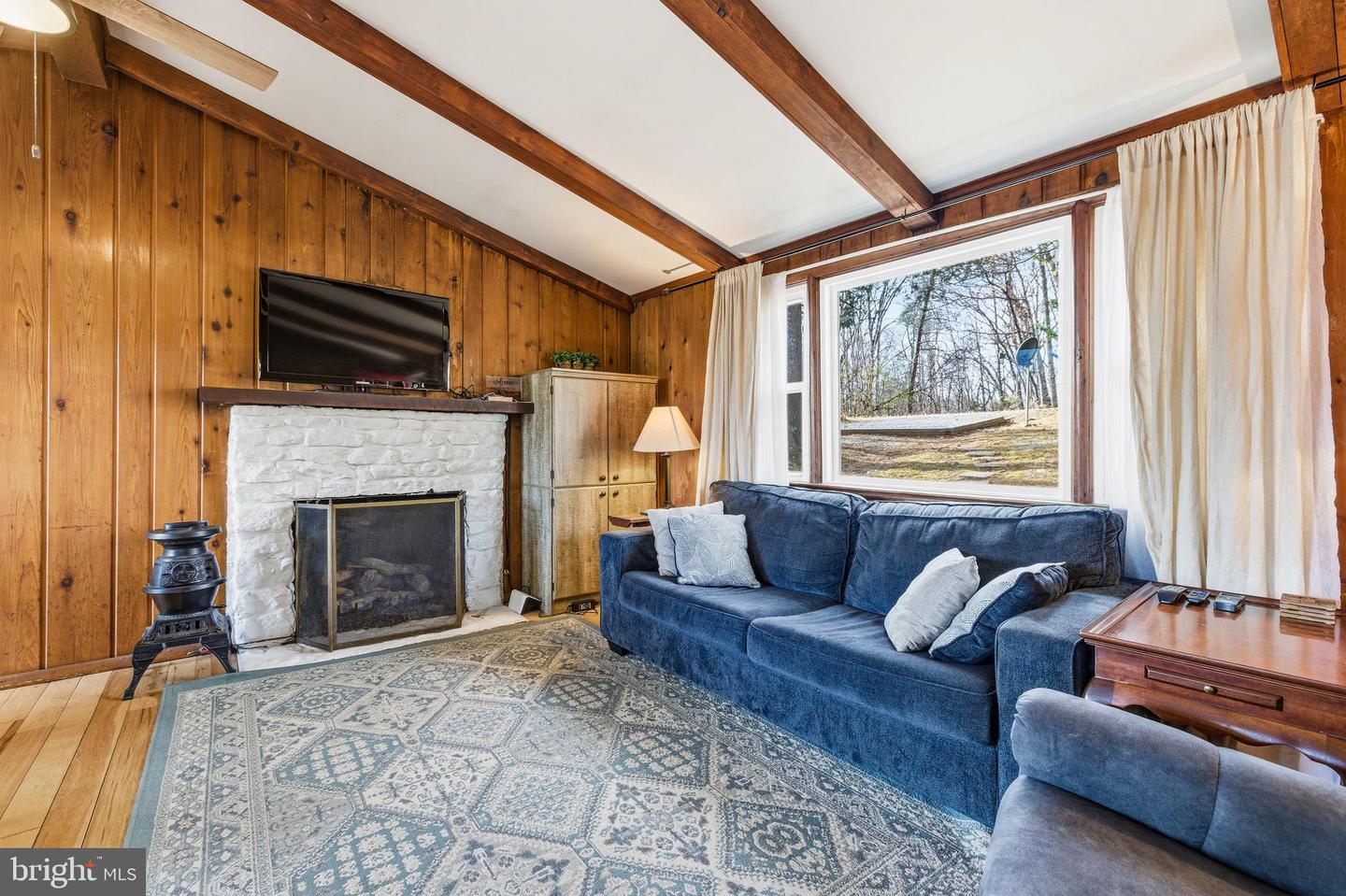 330 MOUNTAINVIEW DR, LURAY, Virginia 22835, 2 Bedrooms Bedrooms, ,1 BathroomBathrooms,Residential,For sale,330 MOUNTAINVIEW DR,VAPA2005674 MLS # VAPA2005674 330 MOUNTAINVIEW DR, LURAY, Virginia 22835, 2 Bedrooms Bedrooms, ,1 BathroomBathrooms,Residential,For sale,330 MOUNTAINVIEW DR,VAPA2005674 MLS # VAPA2005674