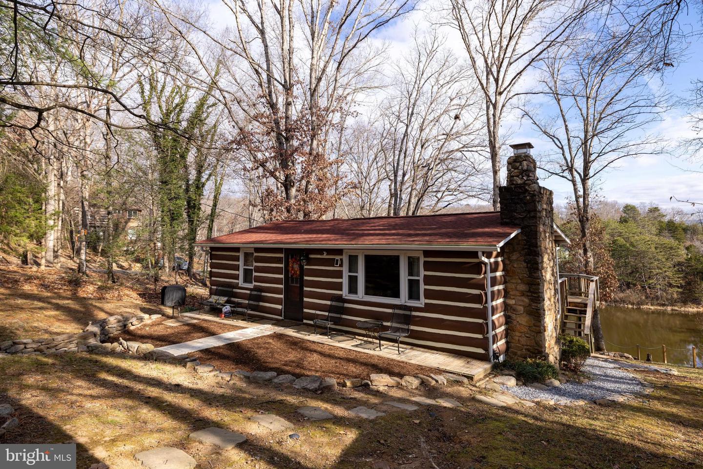 330 MOUNTAINVIEW DR, LURAY, Virginia 22835, 2 Bedrooms Bedrooms, ,1 BathroomBathrooms,Residential,For sale,330 MOUNTAINVIEW DR,VAPA2005674 MLS # VAPA2005674 330 MOUNTAINVIEW DR, LURAY, Virginia 22835, 2 Bedrooms Bedrooms, ,1 BathroomBathrooms,Residential,For sale,330 MOUNTAINVIEW DR,VAPA2005674 MLS # VAPA2005674