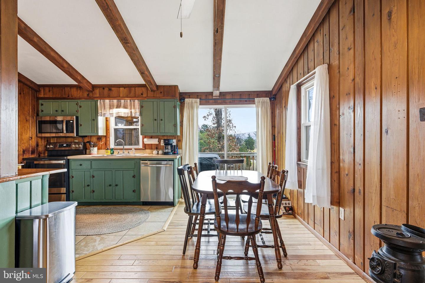 330 MOUNTAINVIEW DR, LURAY, Virginia 22835, 2 Bedrooms Bedrooms, ,1 BathroomBathrooms,Residential,For sale,330 MOUNTAINVIEW DR,VAPA2005674 MLS # VAPA2005674 330 MOUNTAINVIEW DR, LURAY, Virginia 22835, 2 Bedrooms Bedrooms, ,1 BathroomBathrooms,Residential,For sale,330 MOUNTAINVIEW DR,VAPA2005674 MLS # VAPA2005674