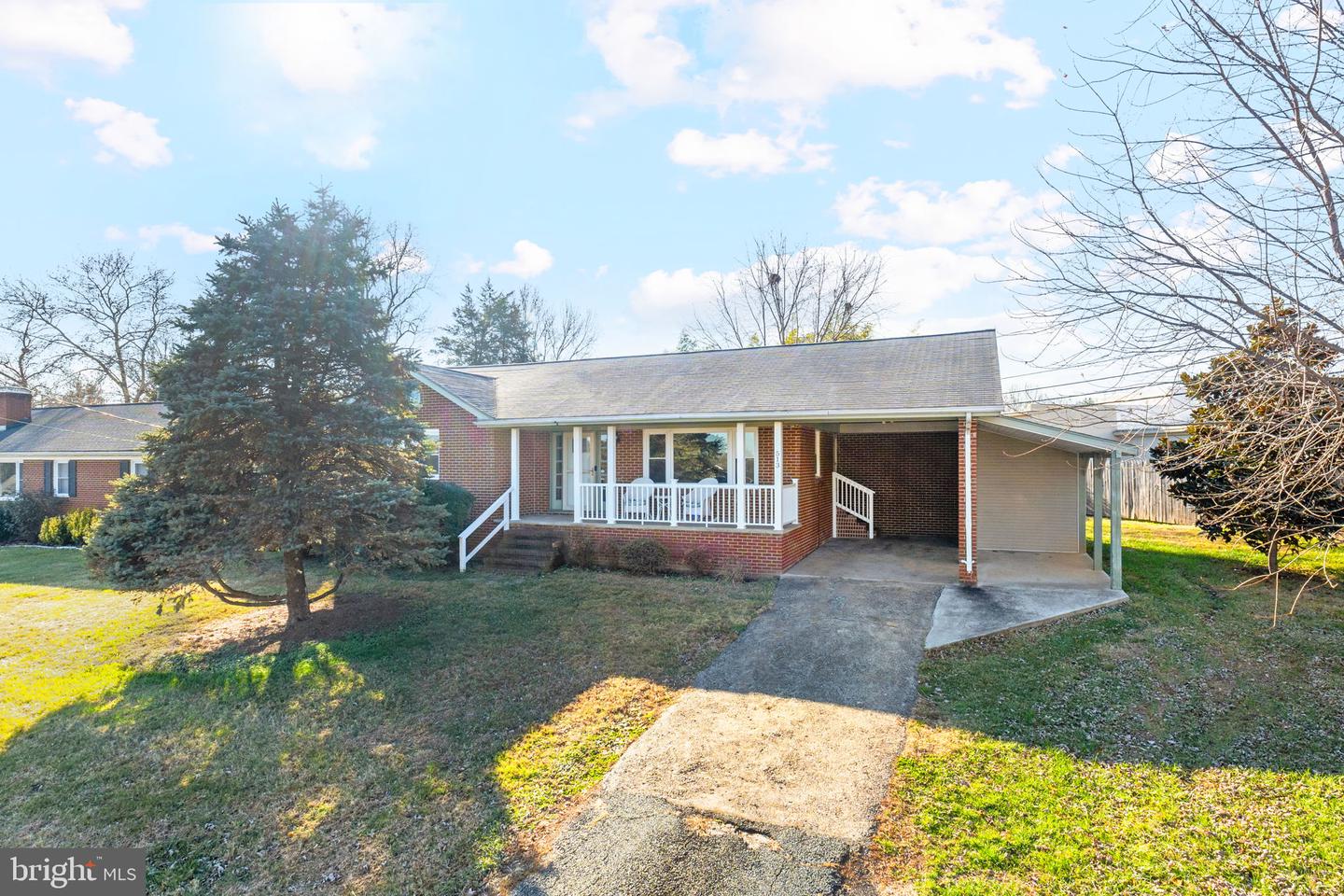 513 GENTRY DR, GORDONSVILLE, Virginia 22942, 2 Bedrooms Bedrooms, ,2 BathroomsBathrooms,Residential,For sale,513 GENTRY DR,VAOR2012884 MLS # VAOR2012884