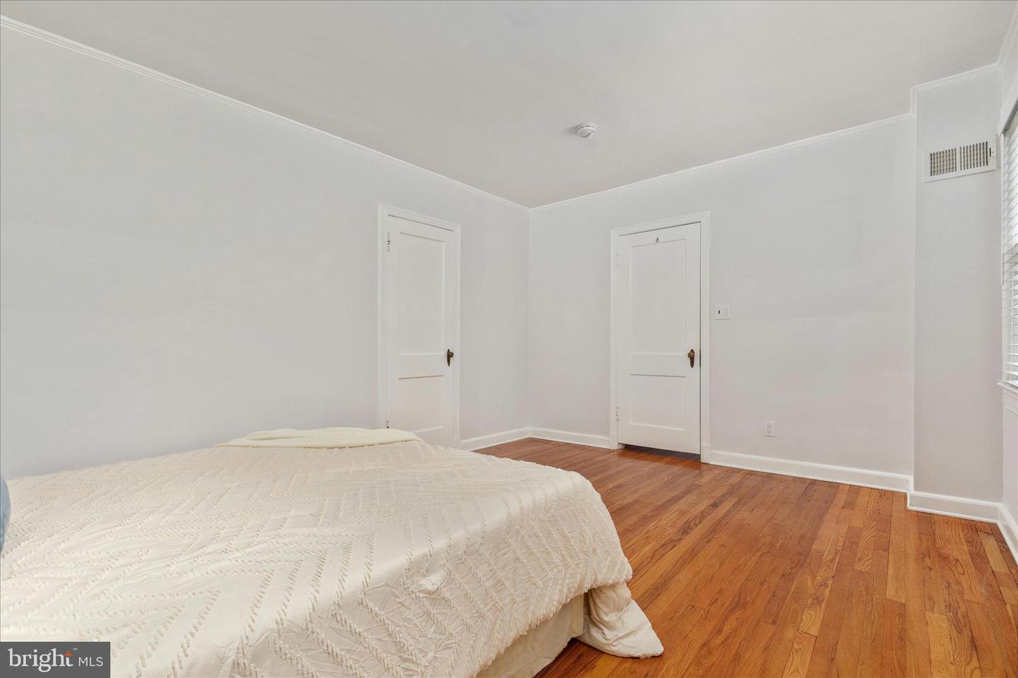 1021 S BARTON ST #120, ARLINGTON, Virginia 22204, 2 Bedrooms Bedrooms, ,1 BathroomBathrooms,Residential,For sale,1021 S BARTON ST #120,VAAR2066544 MLS # VAAR2066544 1021 S BARTON ST #120, ARLINGTON, Virginia 22204, 2 Bedrooms Bedrooms, ,1 BathroomBathrooms,Residential,For sale,1021 S BARTON ST #120,VAAR2066544 MLS # VAAR2066544