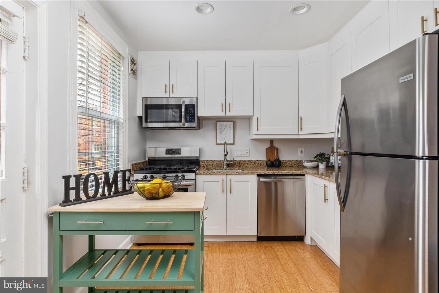 1021 S BARTON ST #120, ARLINGTON, Virginia 22204, 2 Bedrooms Bedrooms, ,1 BathroomBathrooms,Residential,For sale,1021 S BARTON ST #120,VAAR2066544 MLS # VAAR2066544 1021 S BARTON ST #120, ARLINGTON, Virginia 22204, 2 Bedrooms Bedrooms, ,1 BathroomBathrooms,Residential,For sale,1021 S BARTON ST #120,VAAR2066544 MLS # VAAR2066544