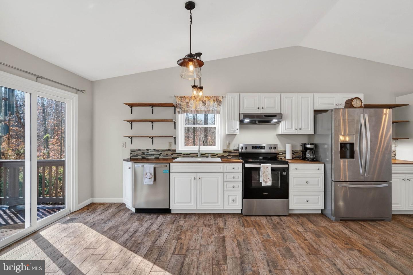 36 MACK LN, STAFFORD, Virginia 22556, 4 Bedrooms Bedrooms, 12 Rooms Rooms,2 BathroomsBathrooms,Residential,For sale,36 MACK LN,VAST2044530 MLS # VAST2044530